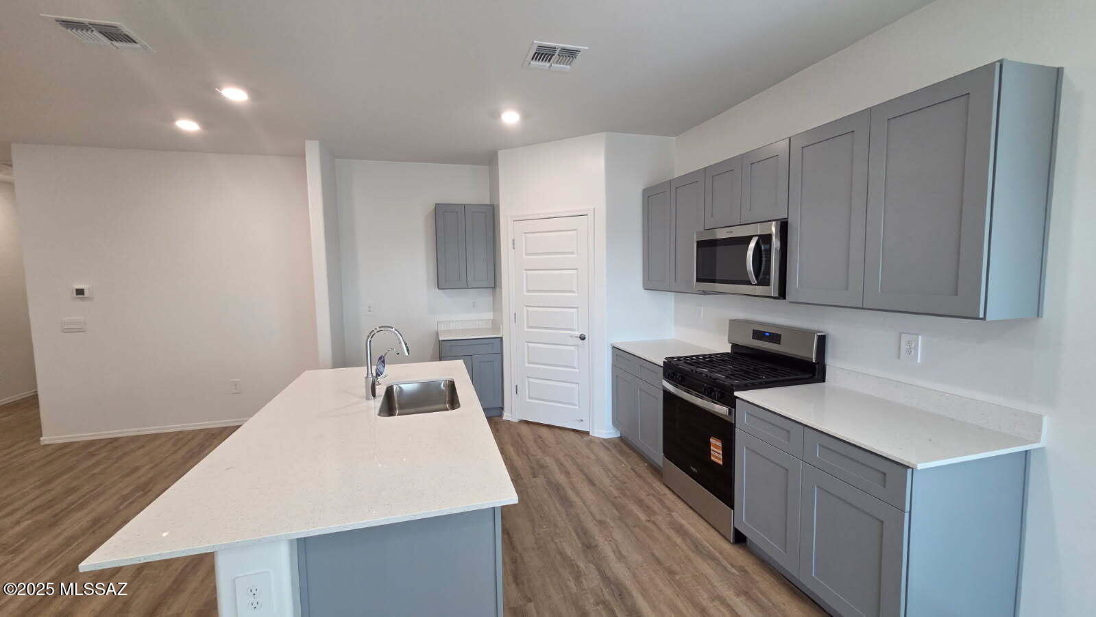 New Tucson Unit NO. 8 (1-455) - Residential