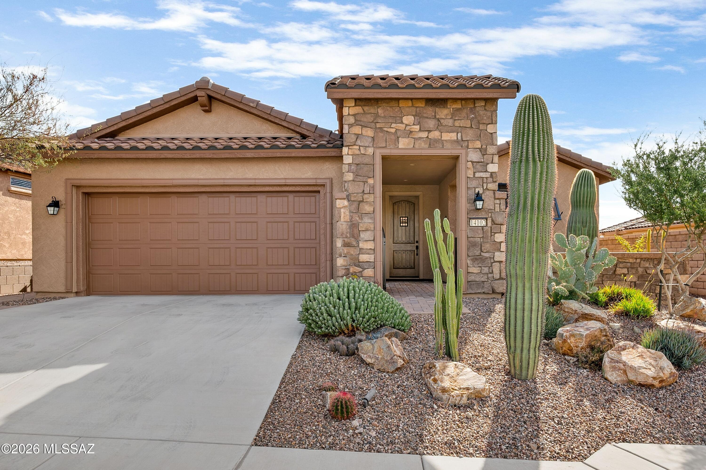 Del Webb At Dove Mountain SQ20131930189 - Residential