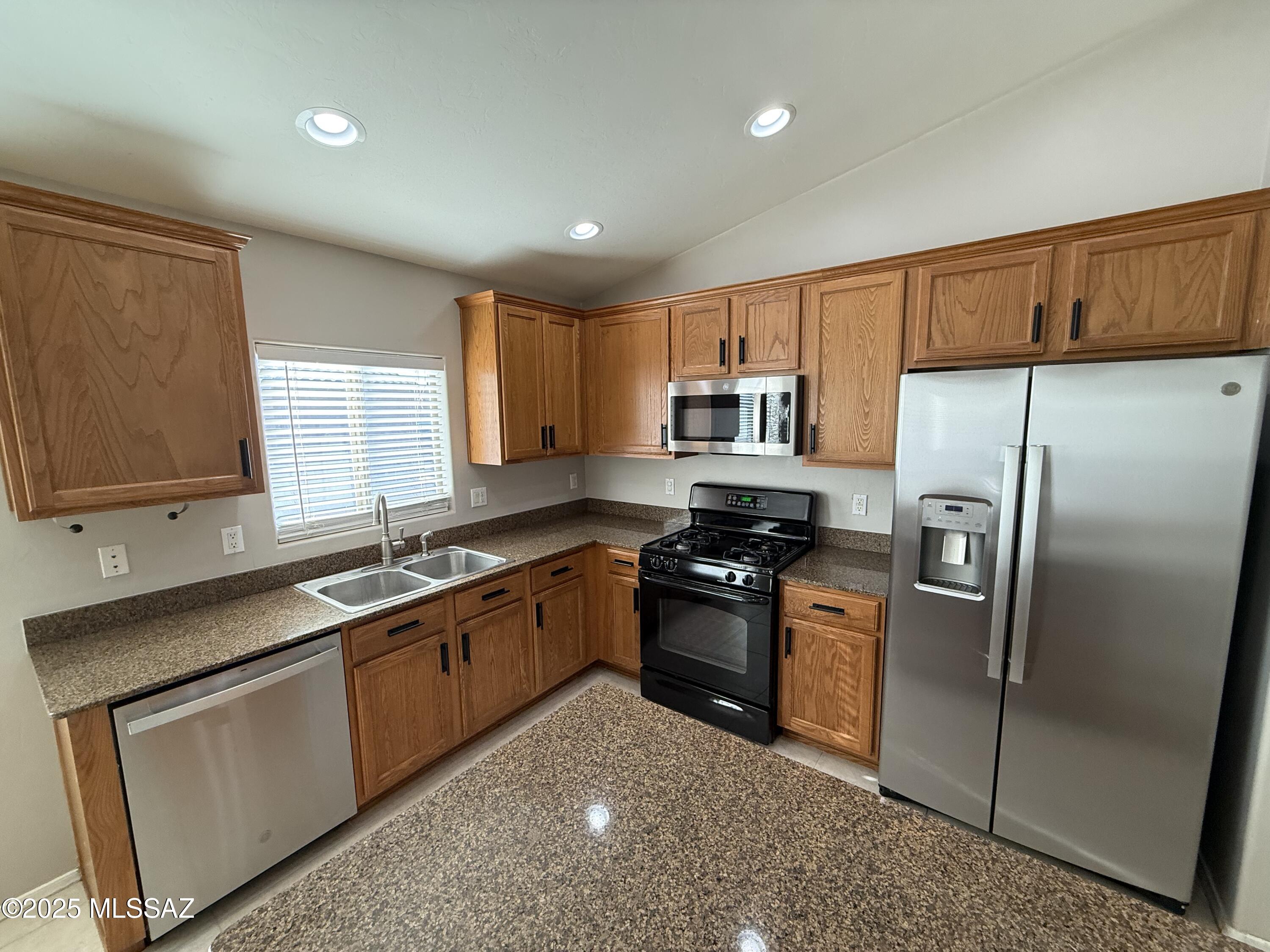 The Villages IV At Dove Mountain (1-47) - Residential Lease
