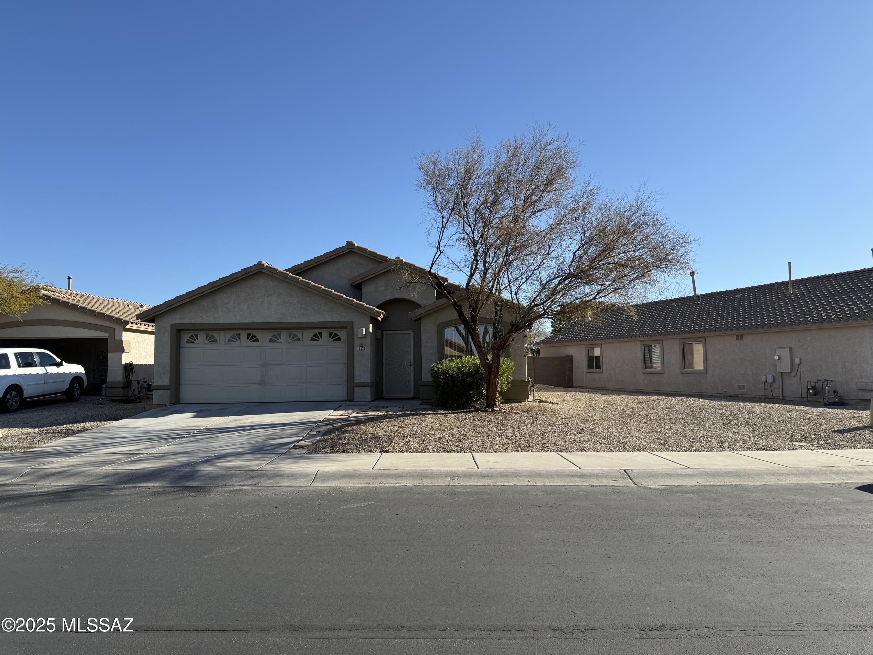 The Villages IV At Dove Mountain (1-47) - Residential Lease