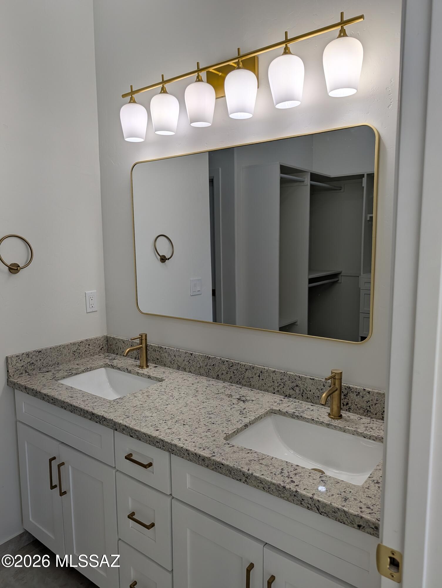 Rio Rico Villas 11 - Residential
