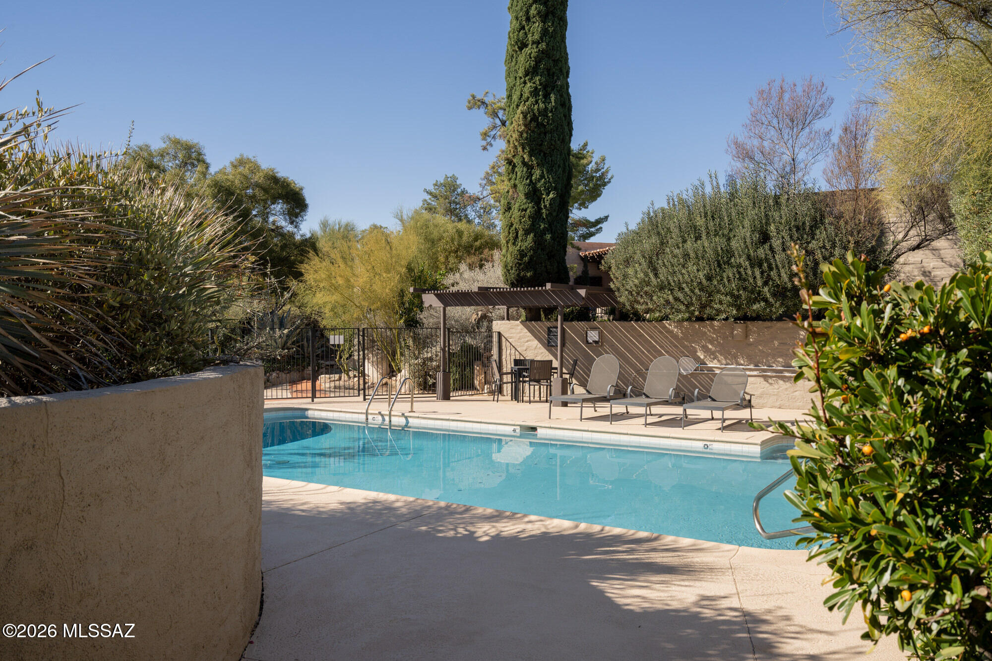 Posada Real Townhomes (1-16) - Residential