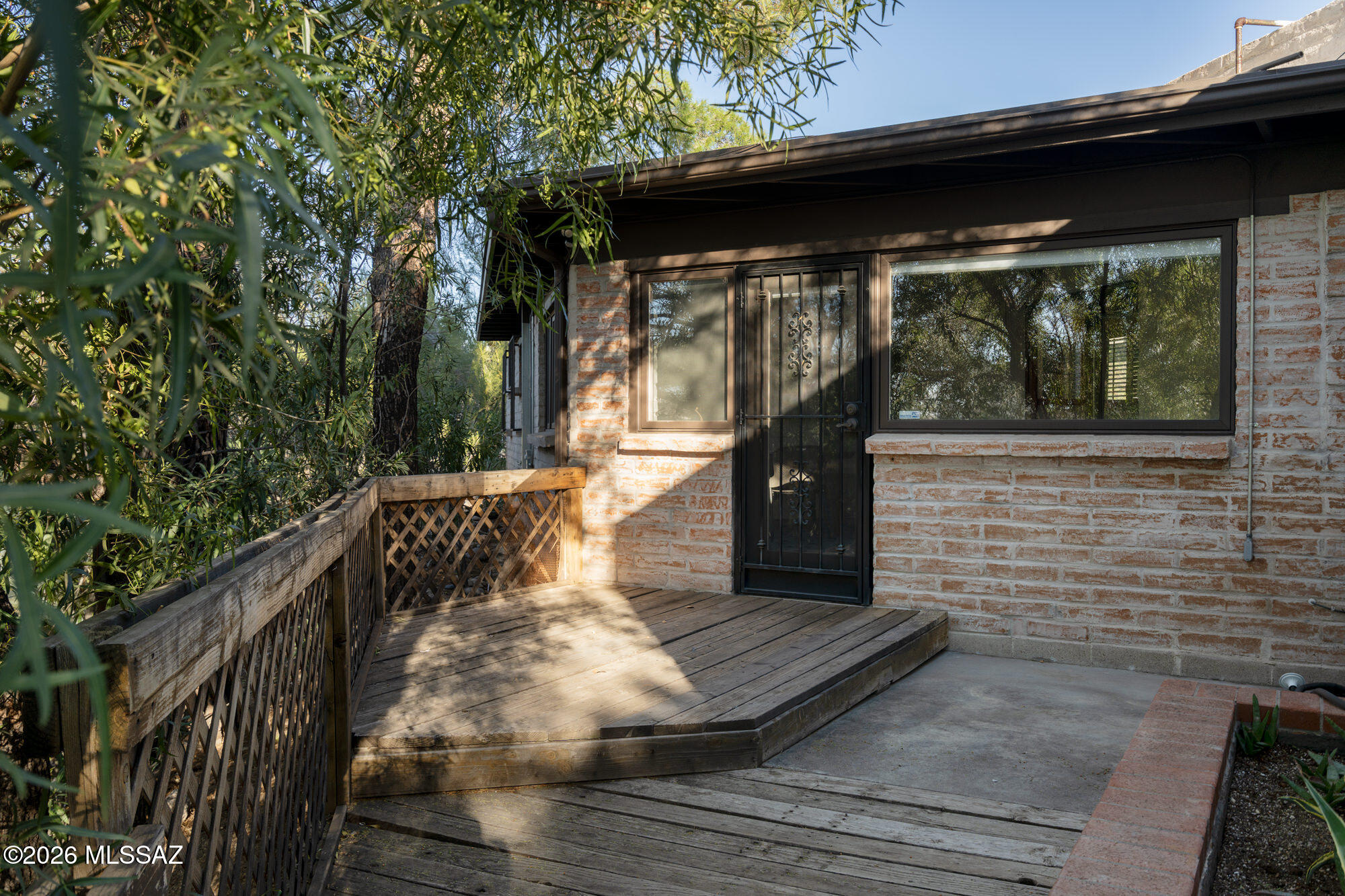 Posada Real Townhomes (1-16) - Residential