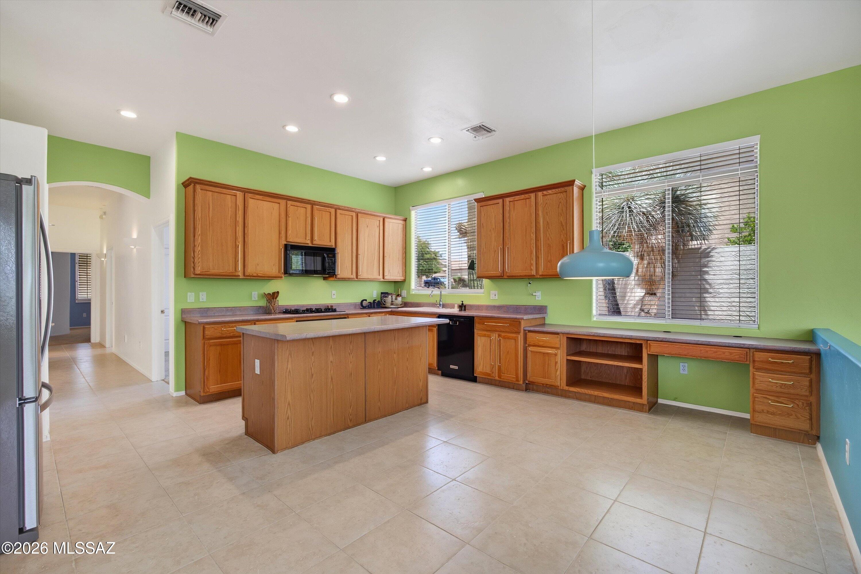 11546 N Mountain Breeze Drive