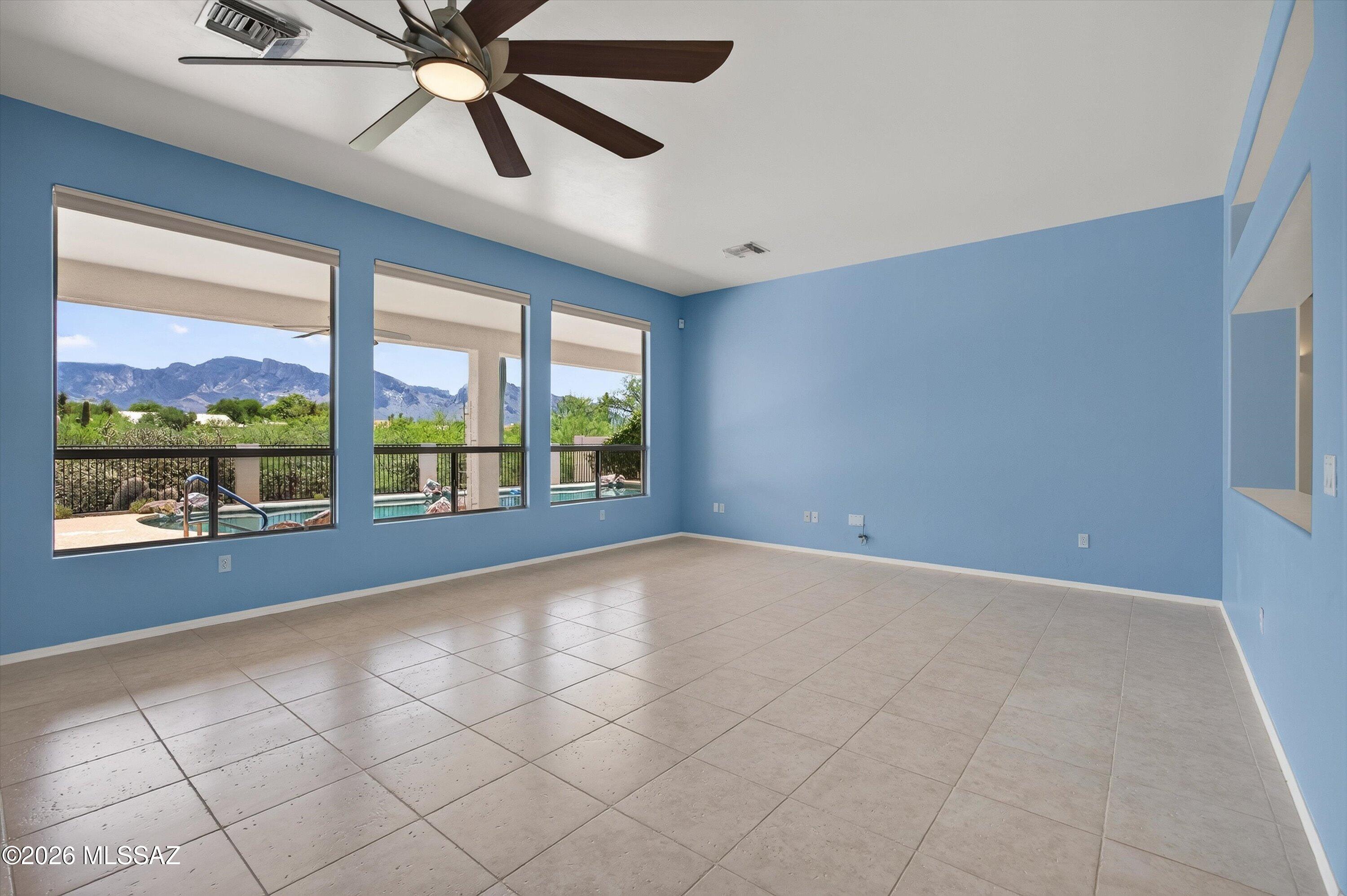 11546 N Mountain Breeze Drive