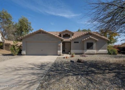 Photo of 12938 N Tortolita Road, Marana, AZ 85658 (MLS # 22625395)