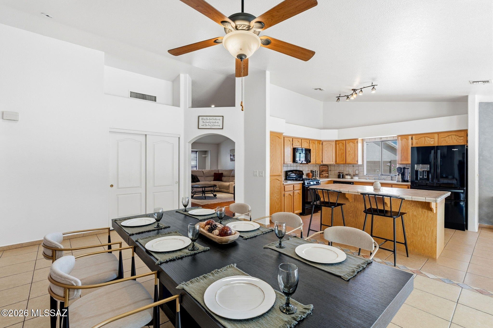 Colonias La Canada (1-82) - Residential