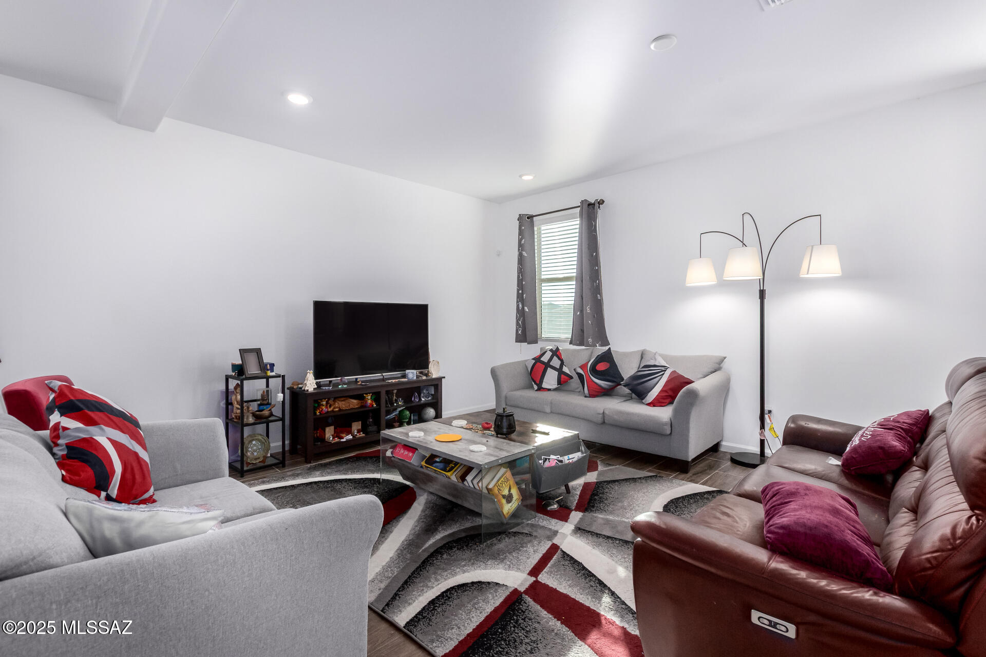 6322 S Crescent Peak Drive