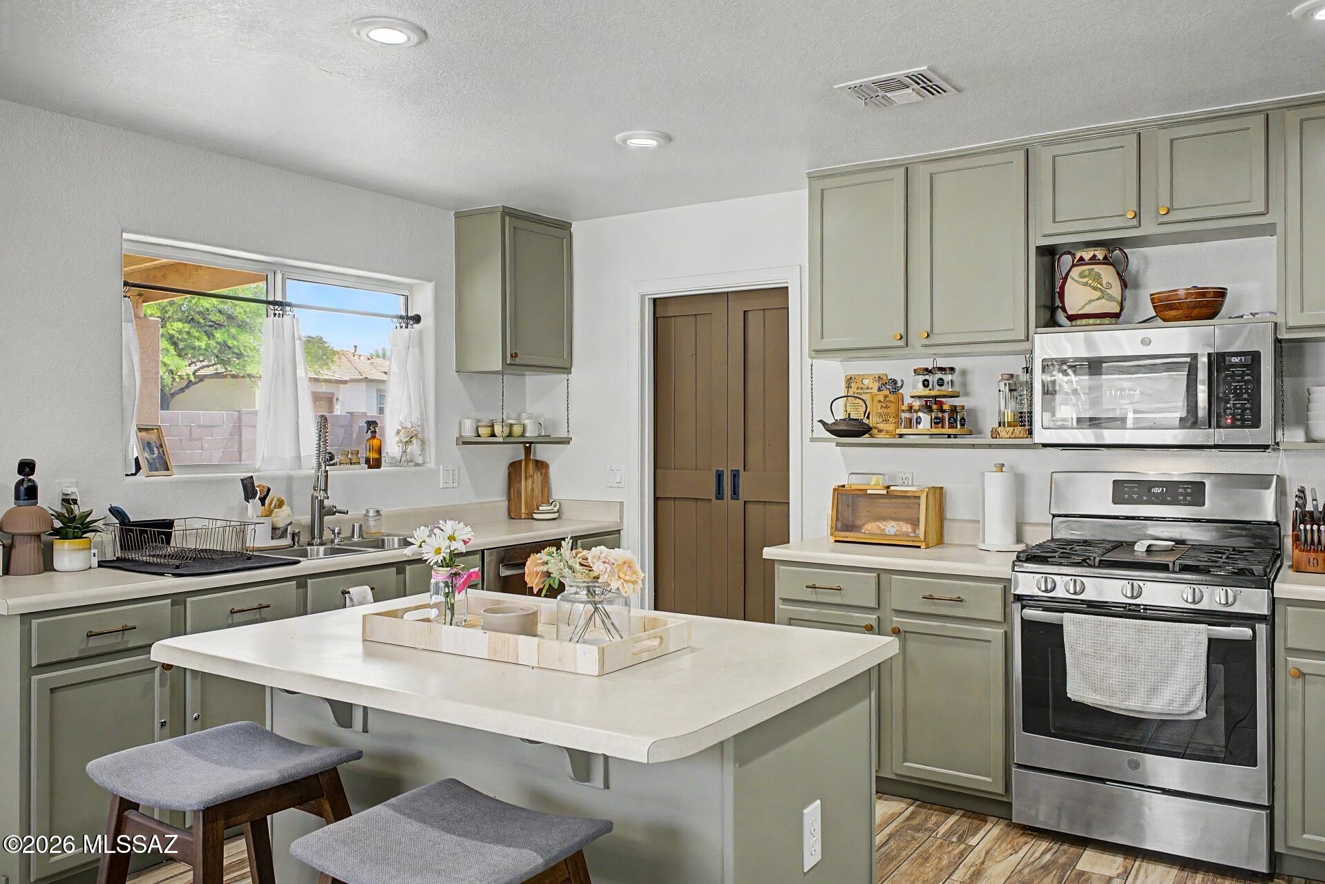 Rancho Del Lago (207-388) - Residential