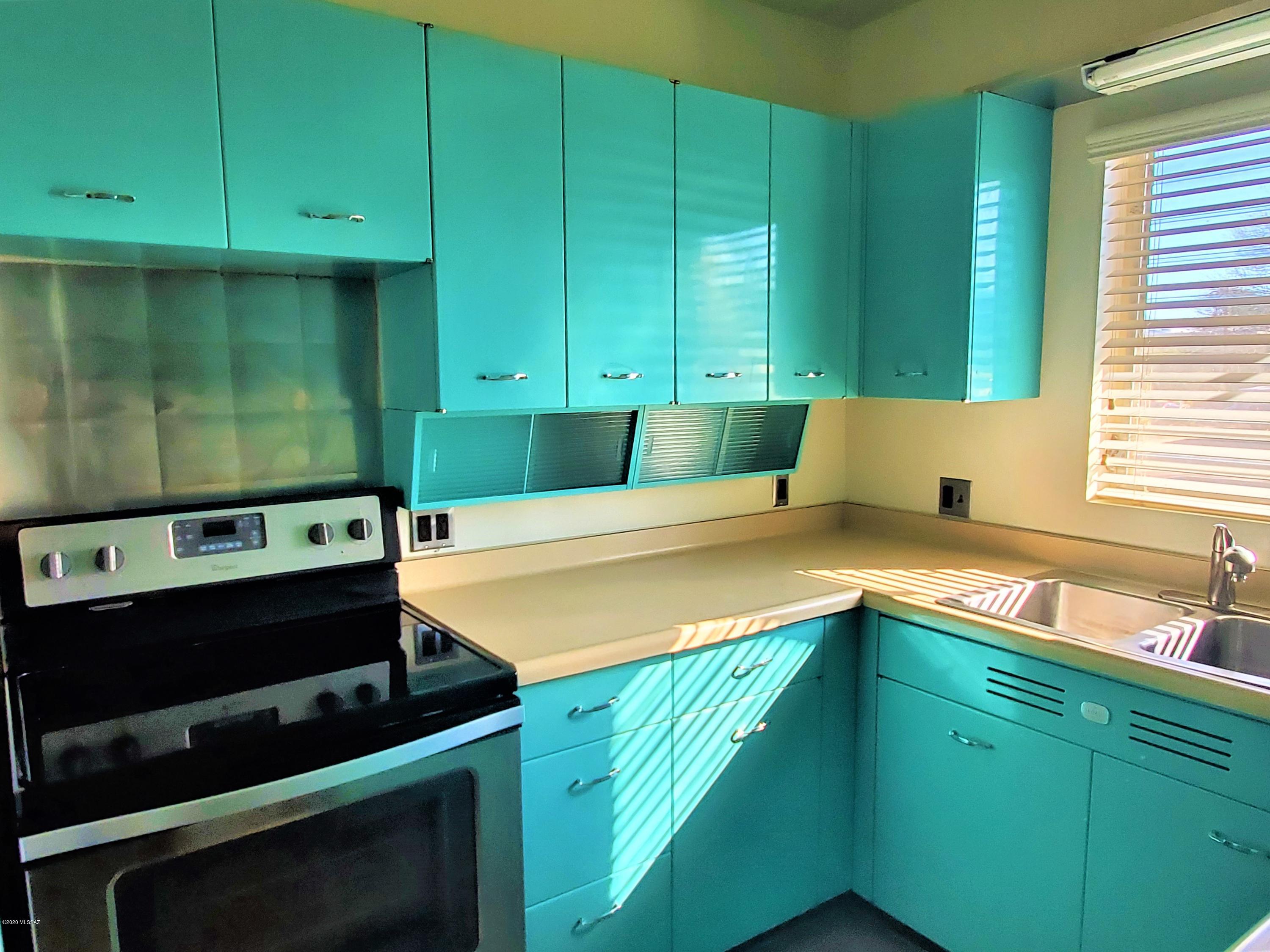 Jefferson Park Addition - Residential Lease