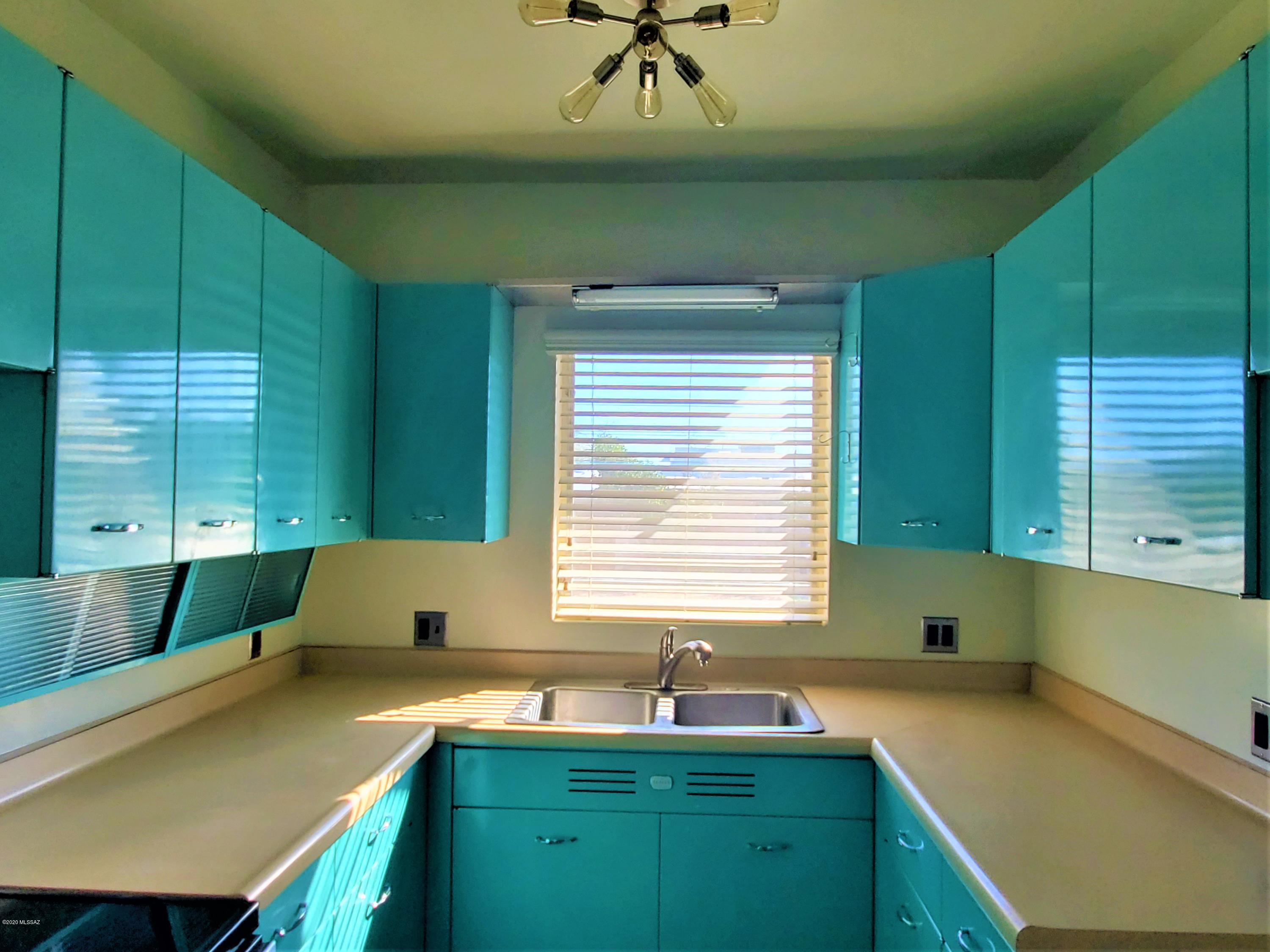 Jefferson Park Addition - Residential Lease