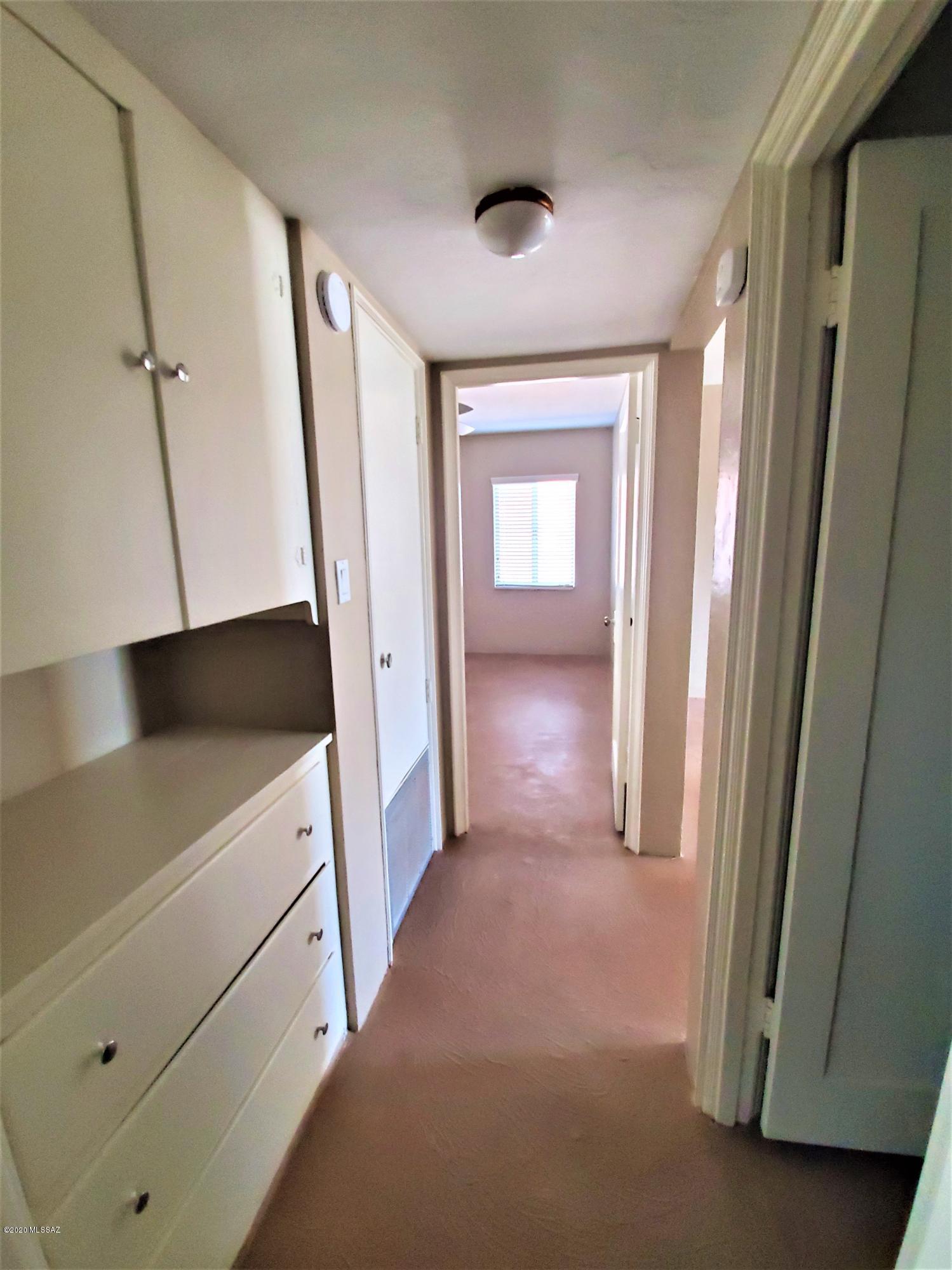 Jefferson Park Addition - Residential Lease