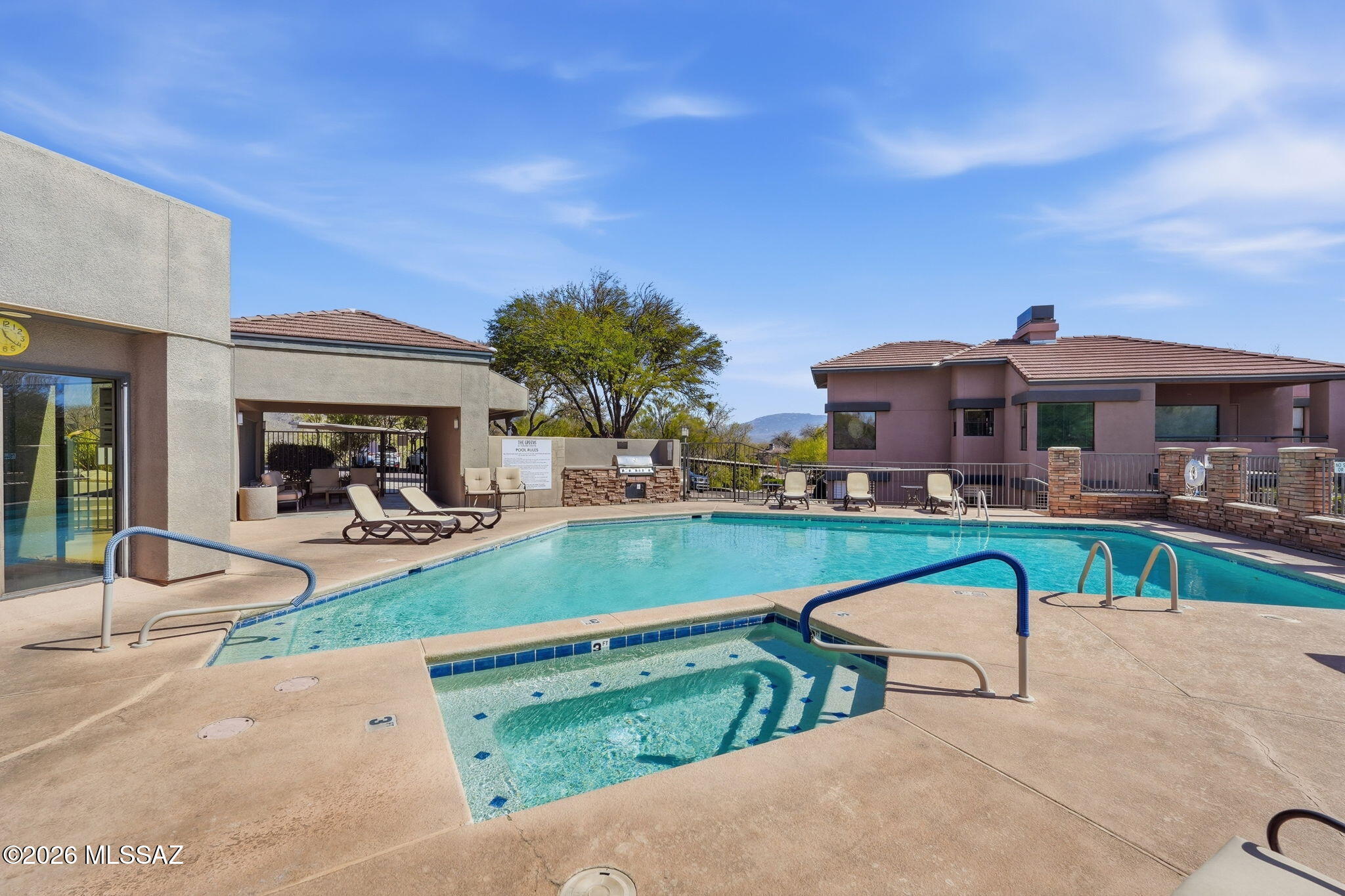 Greens at Ventana Canyon - Residential