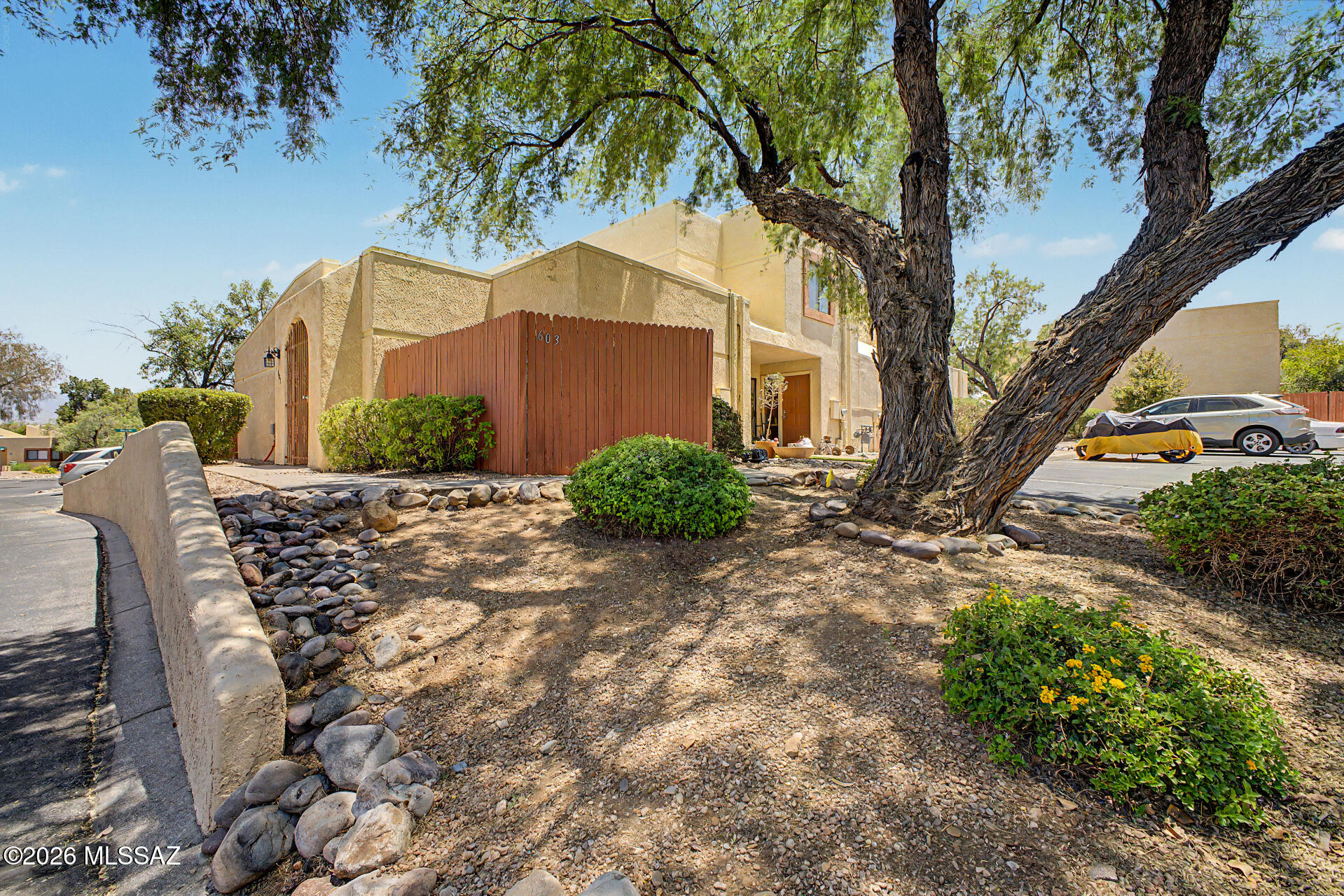 Kenyon Terrace (1-160) - Residential