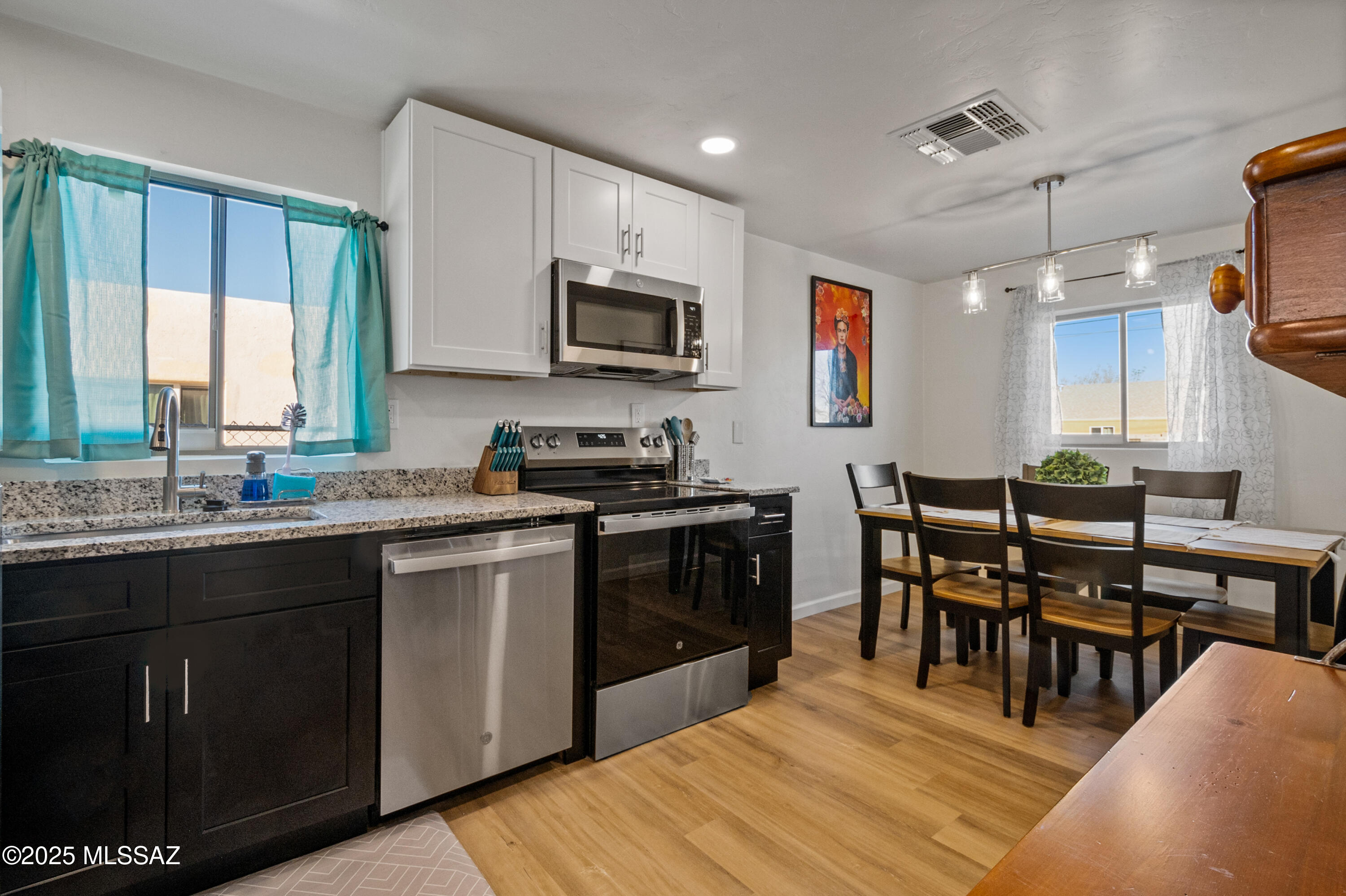 El Rio Park - Residential Lease