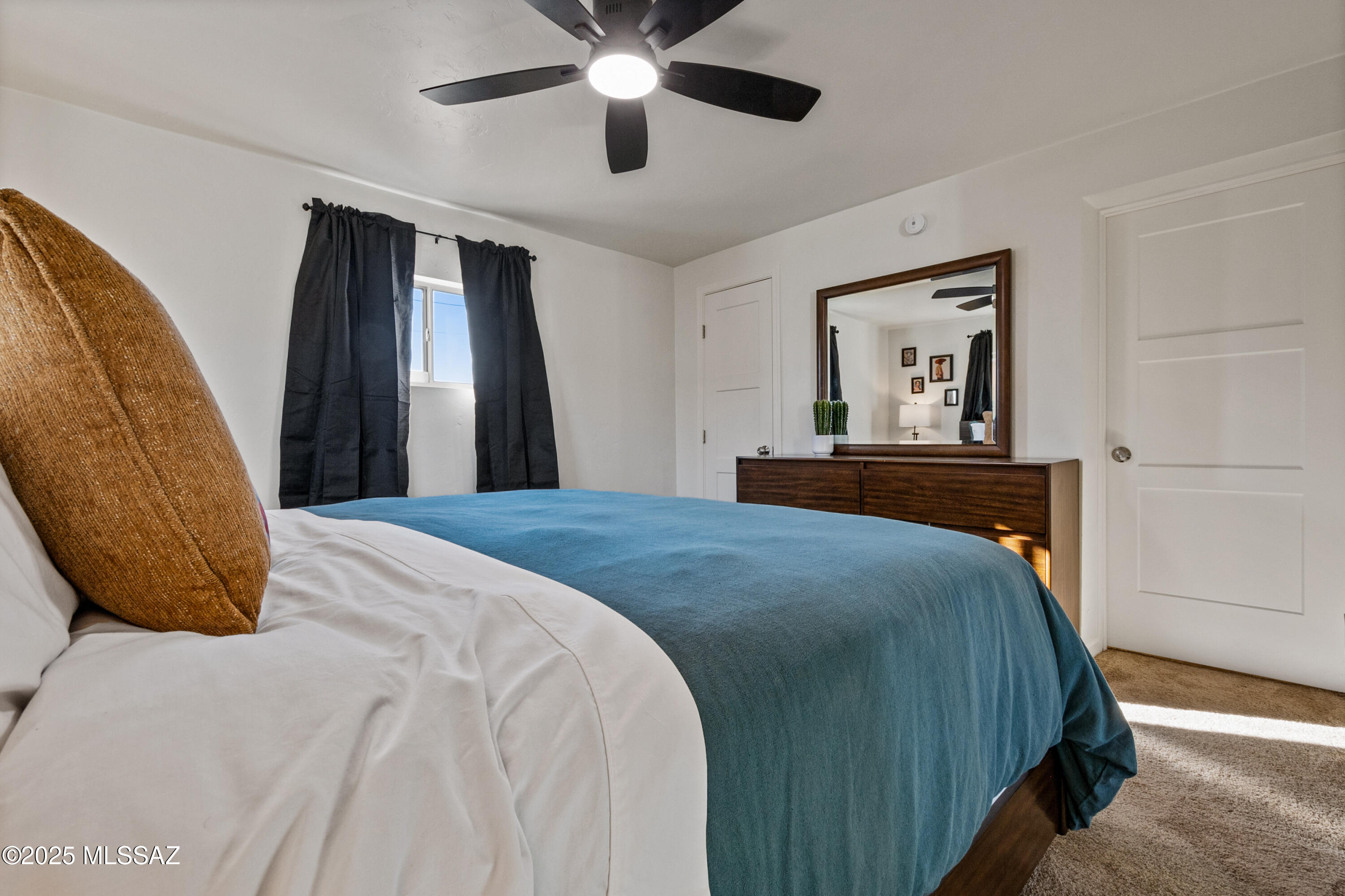 El Rio Park - Residential Lease