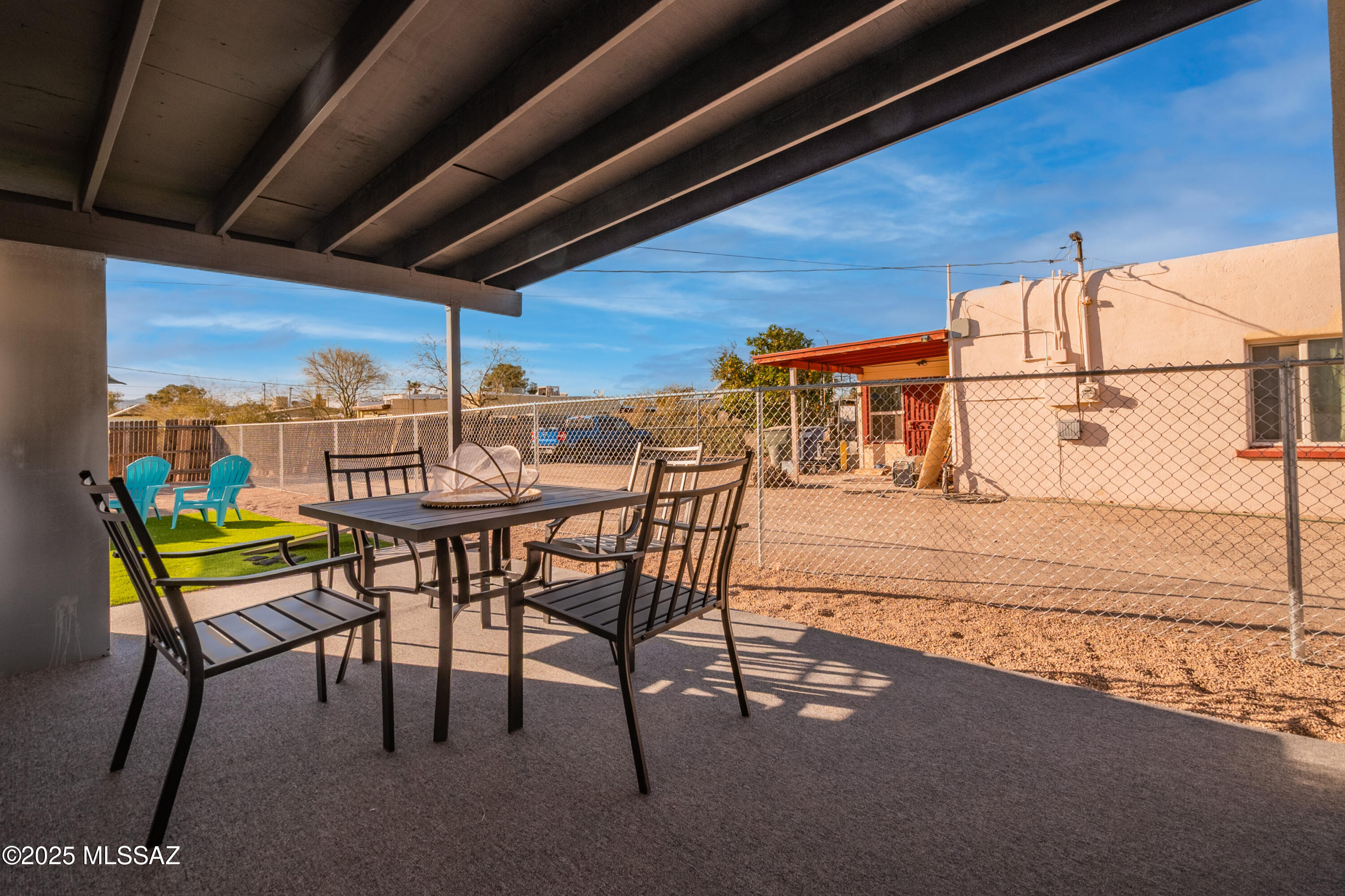 El Rio Park - Residential Lease