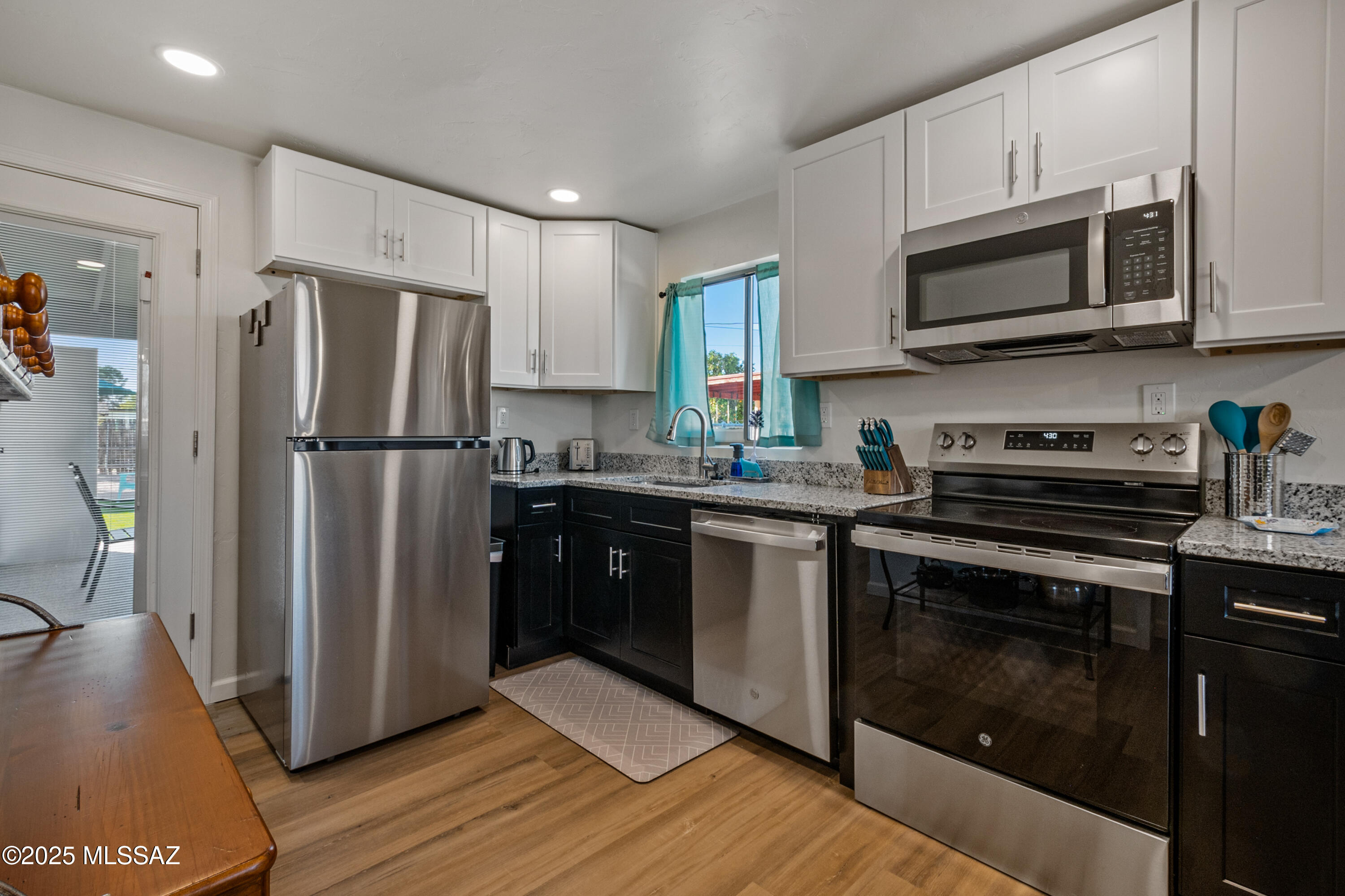 El Rio Park - Residential Lease