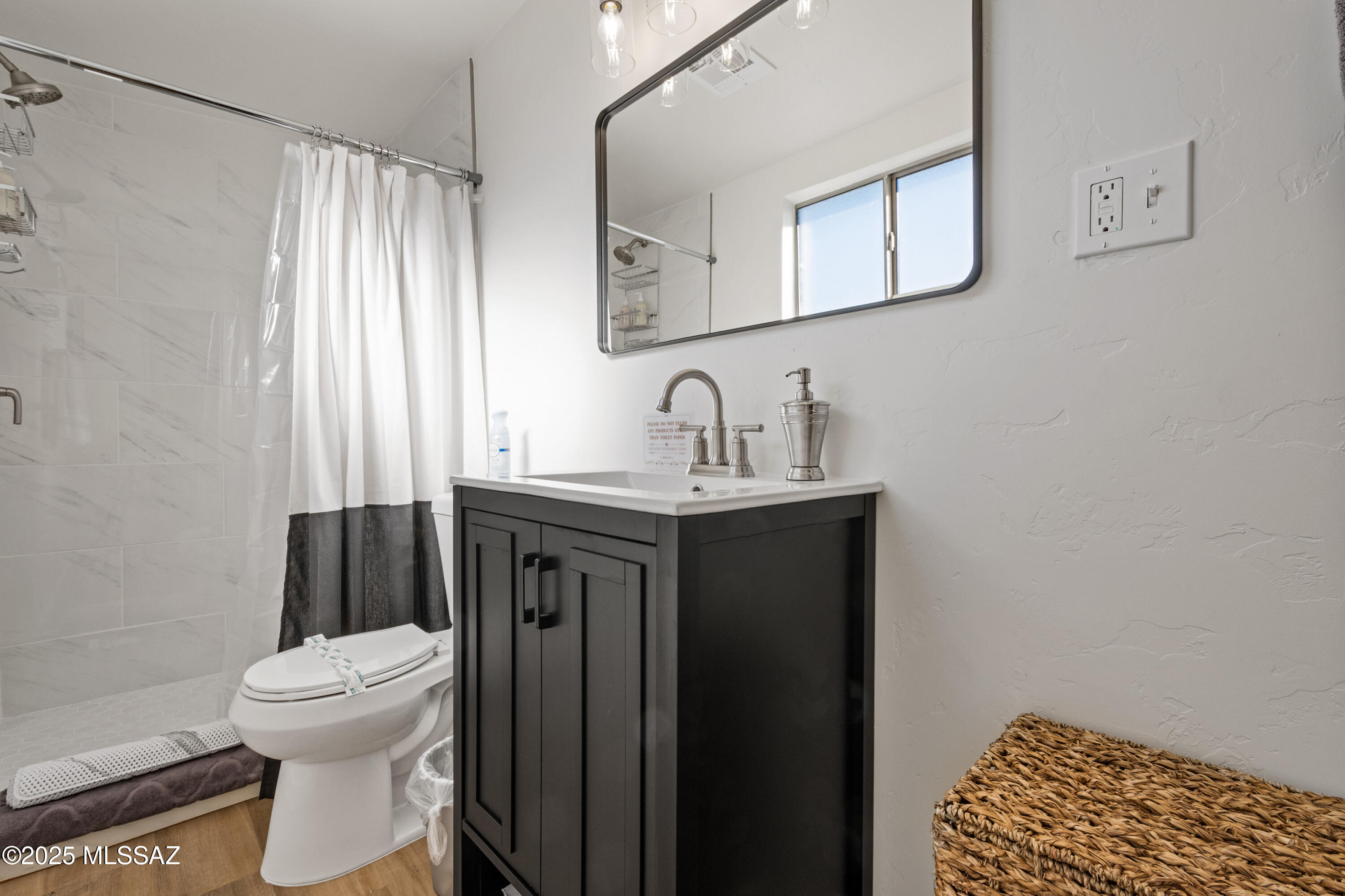 El Rio Park - Residential Lease