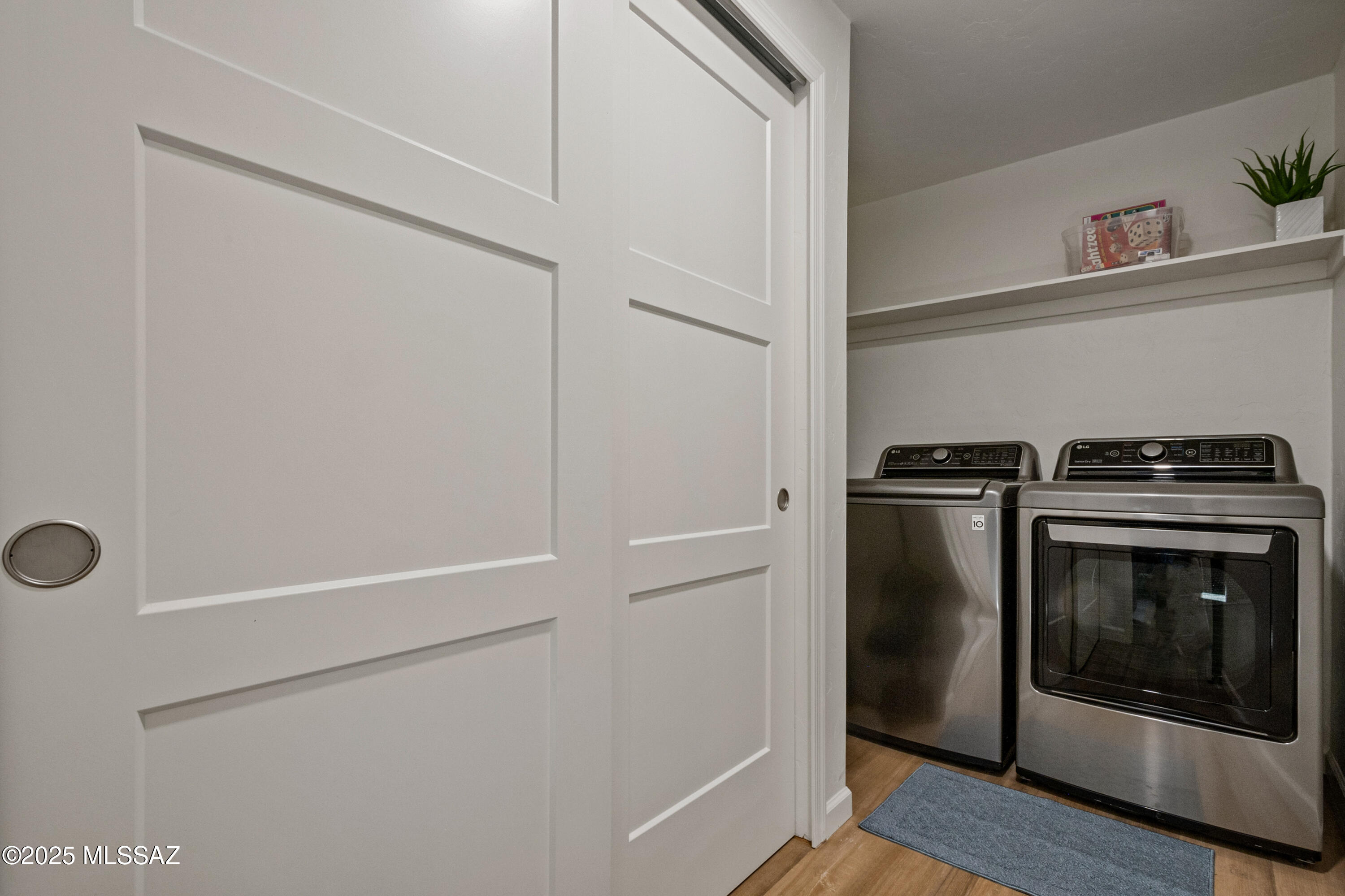 El Rio Park - Residential Lease