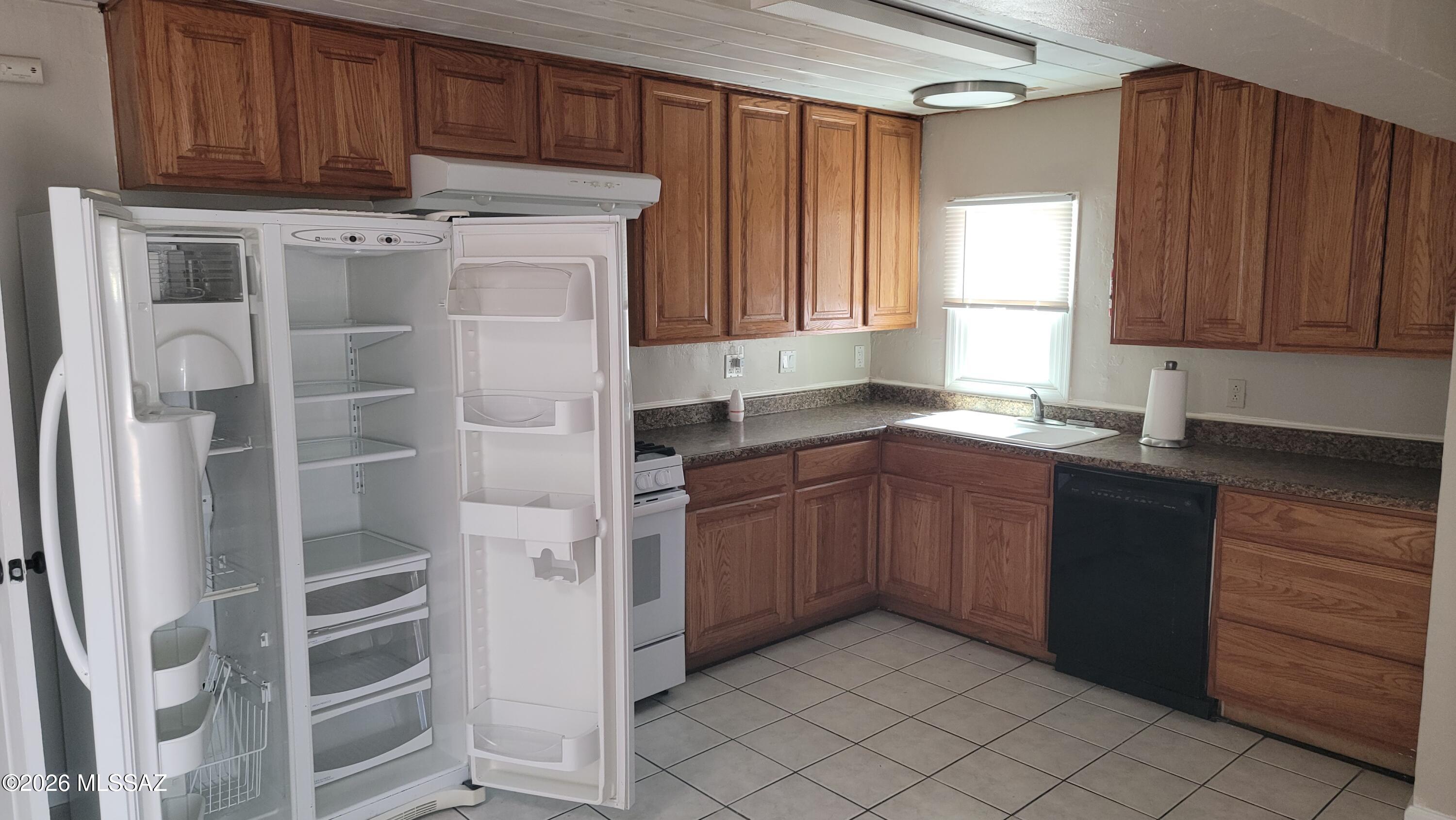 Coronado Heights Resub. - Residential Lease