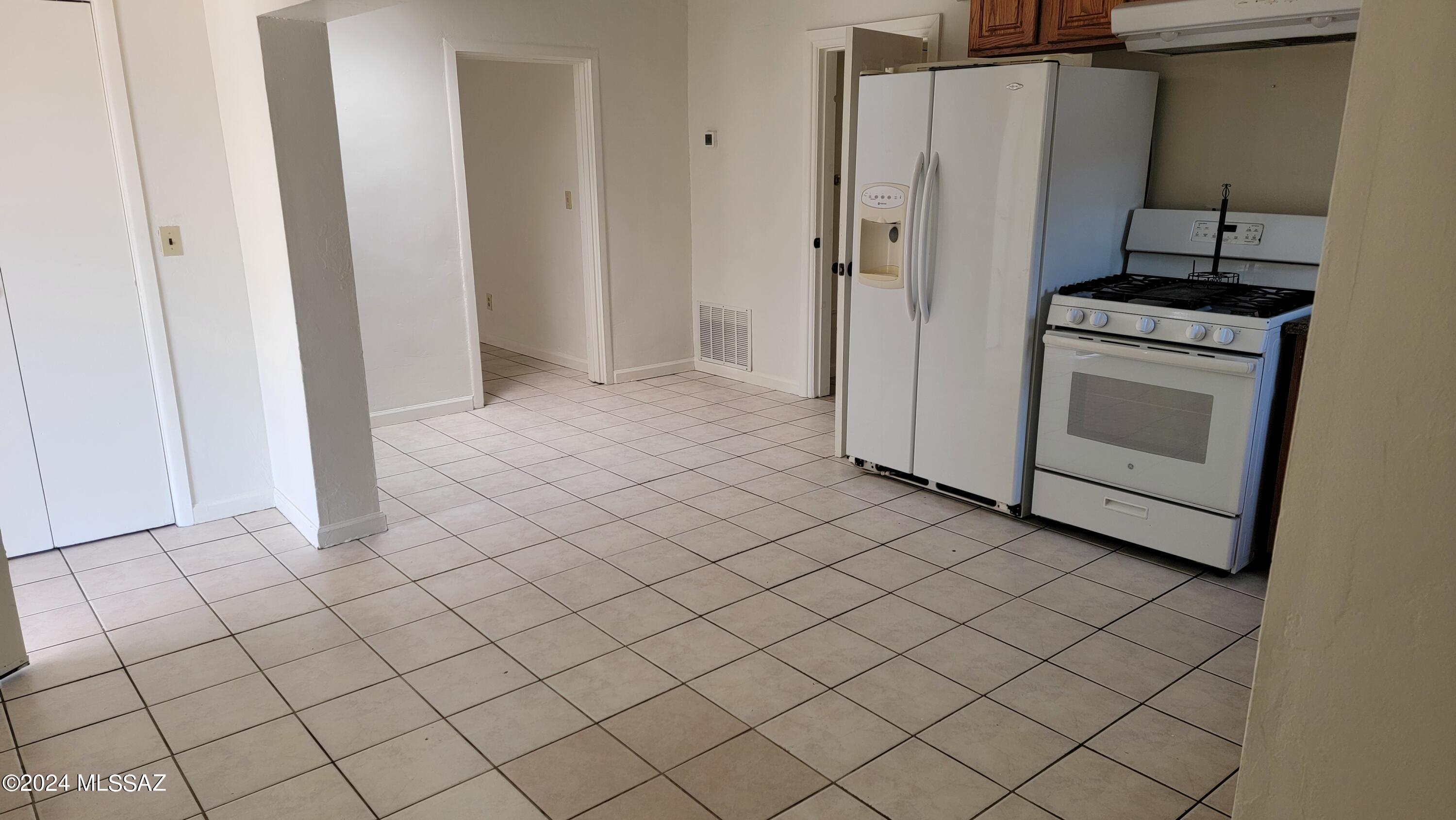 Coronado Heights Resub. - Residential Lease