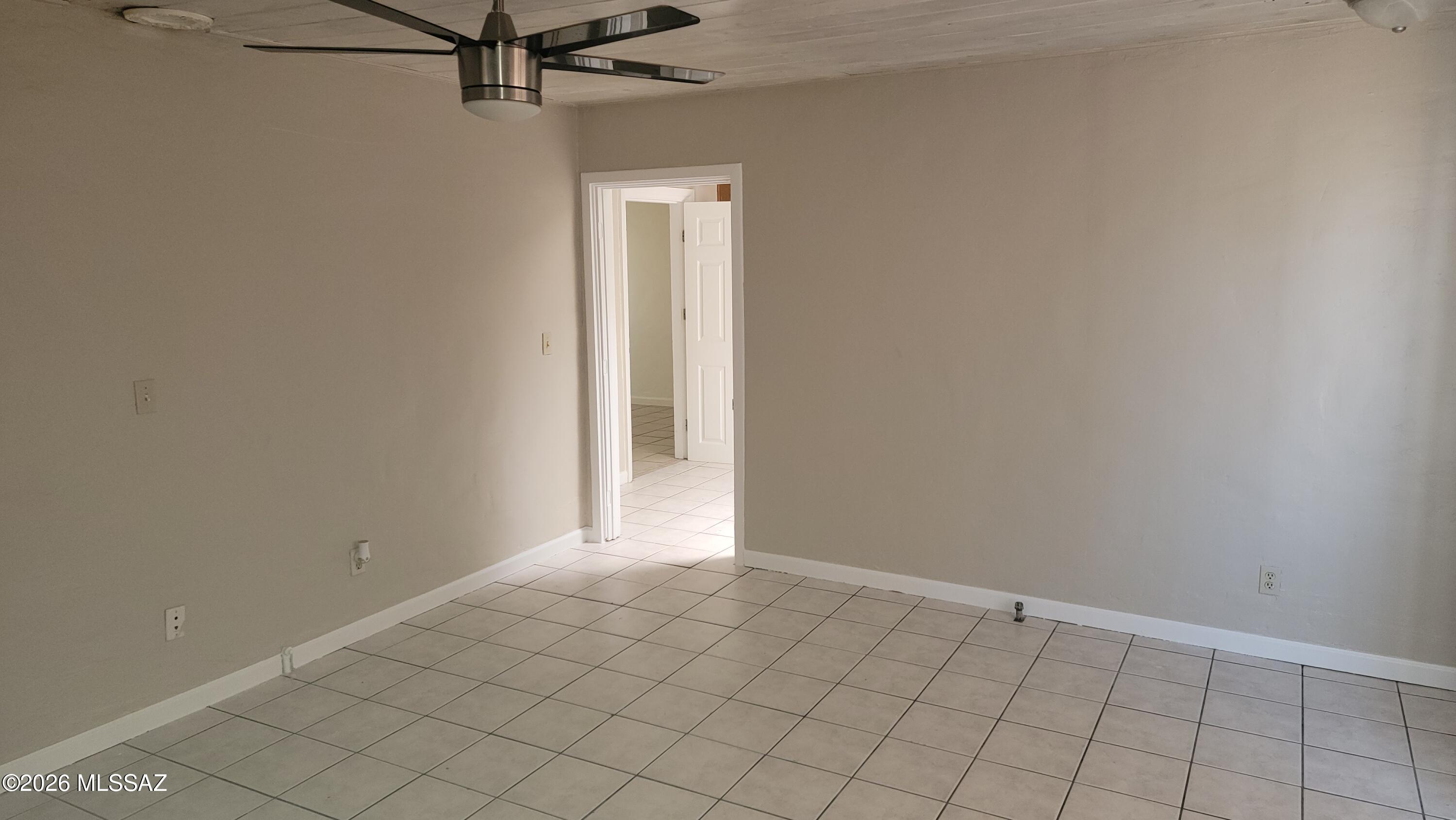 Coronado Heights Resub. - Residential Lease