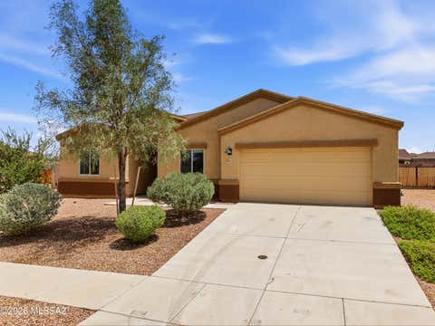 Photo of 6853 S Portugal Avenue, Tucson, AZ 85757 (MLS # 22619916)