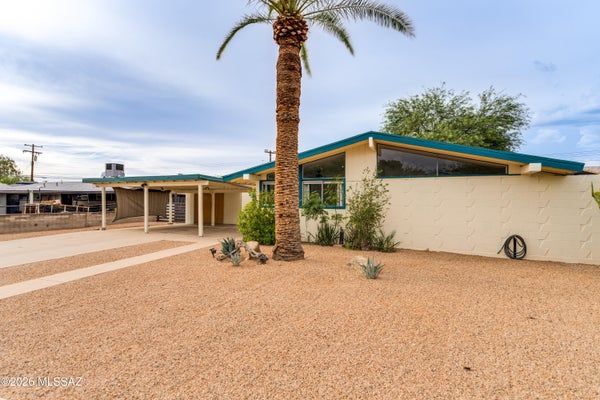 1264 W WHEATRIDGE DR, TUCSON, AZ 85704 - Image 61d2a6fb5d280a1f12d045671197c8df/2557519628