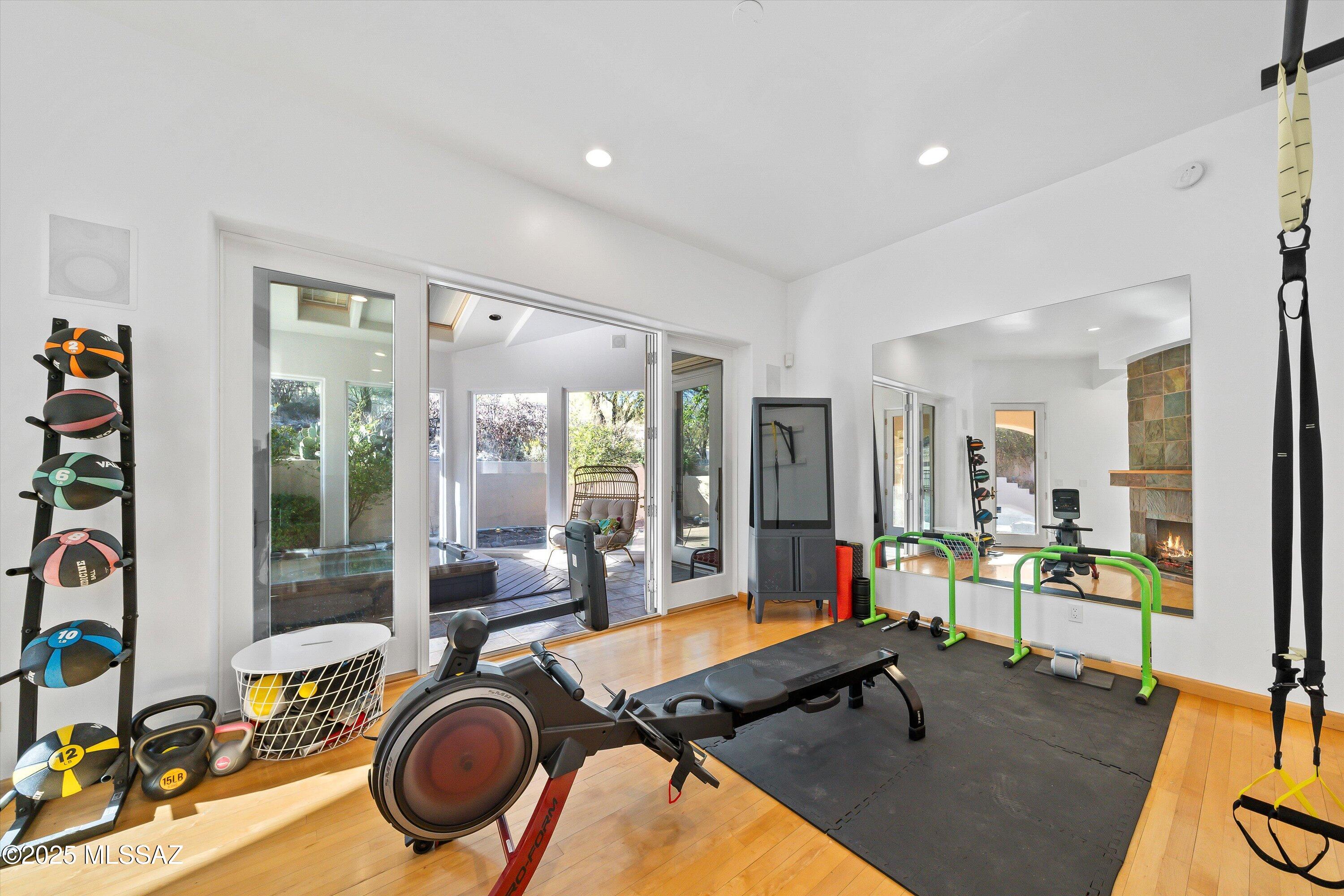 Sabino Vista Hills (66-100) - Residential