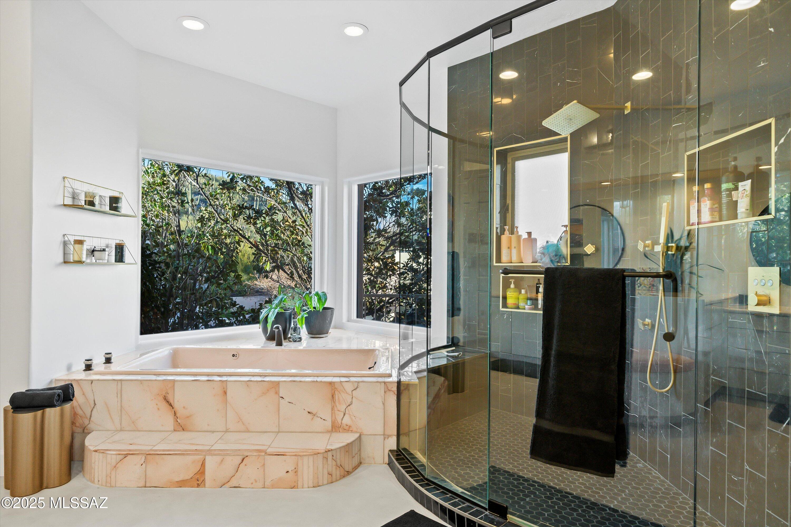 Sabino Vista Hills (66-100) - Residential