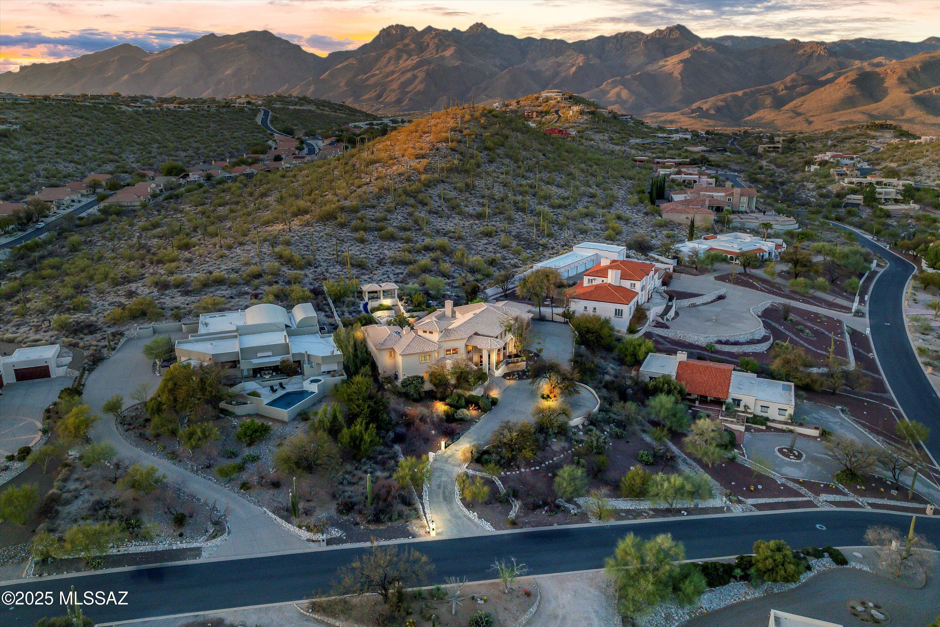 Sabino Vista Hills (66-100) - Residential
