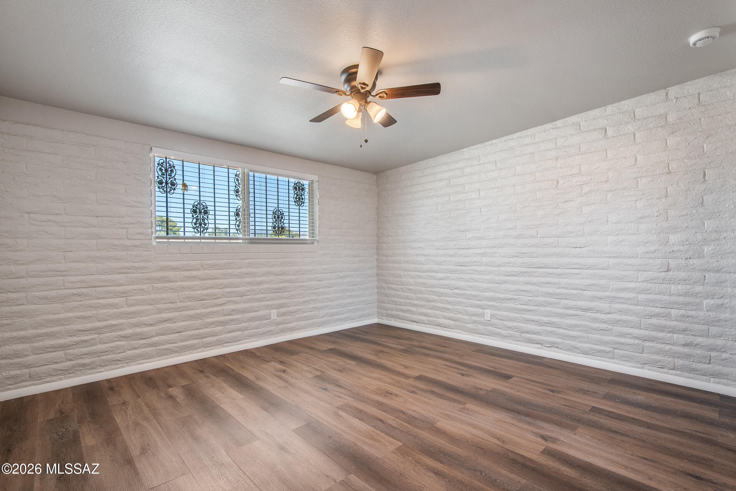 Pine Grove (171-383) - Residential