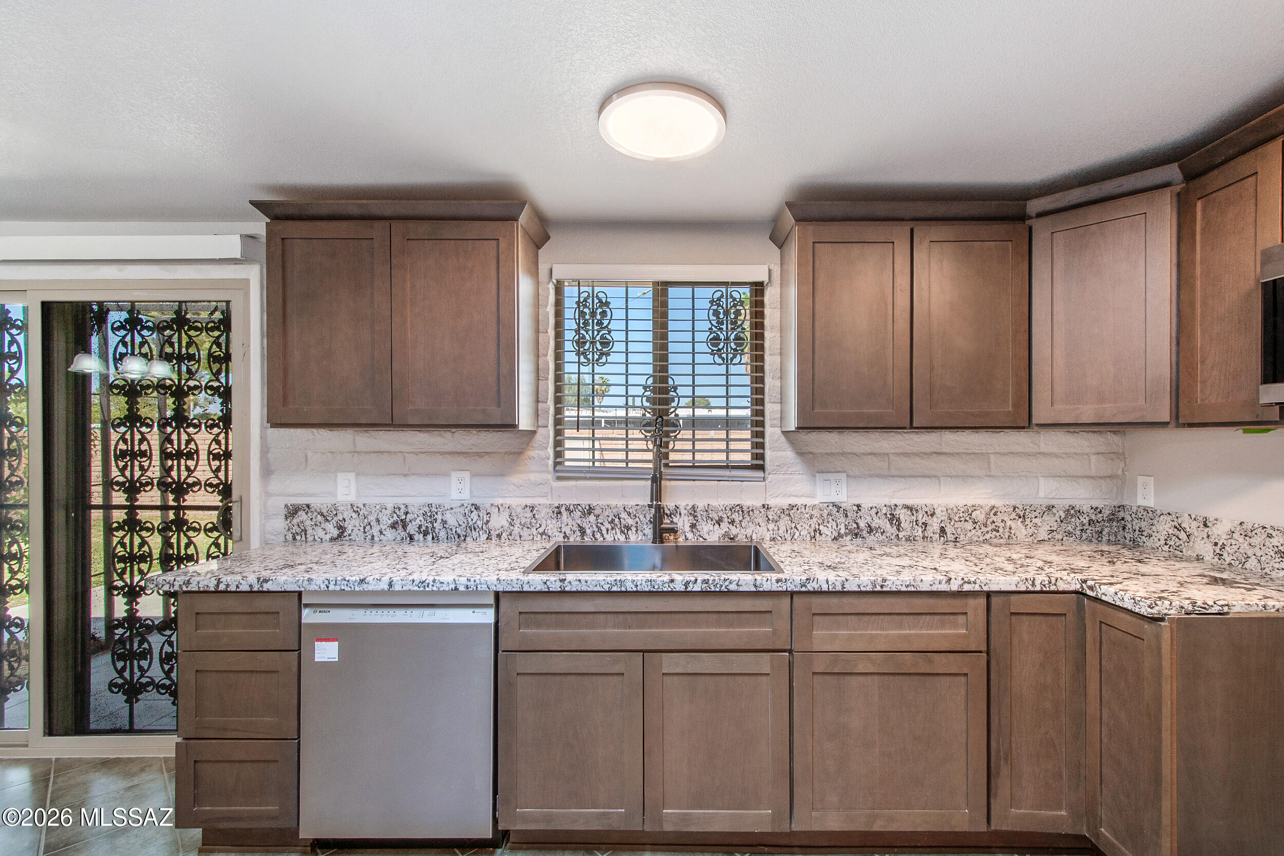 Pine Grove (171-383) - Residential