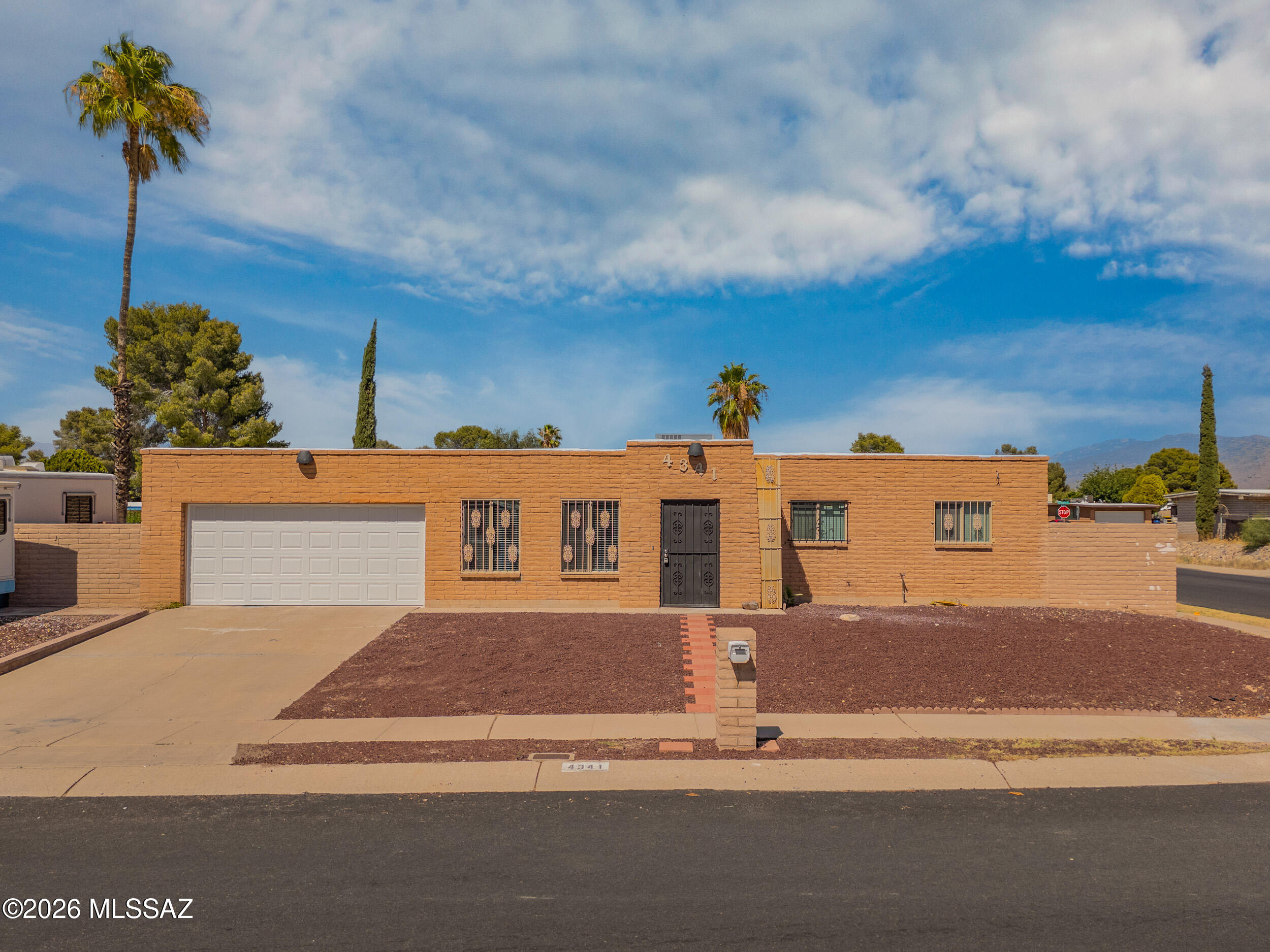 Pine Grove (171-383) - Residential