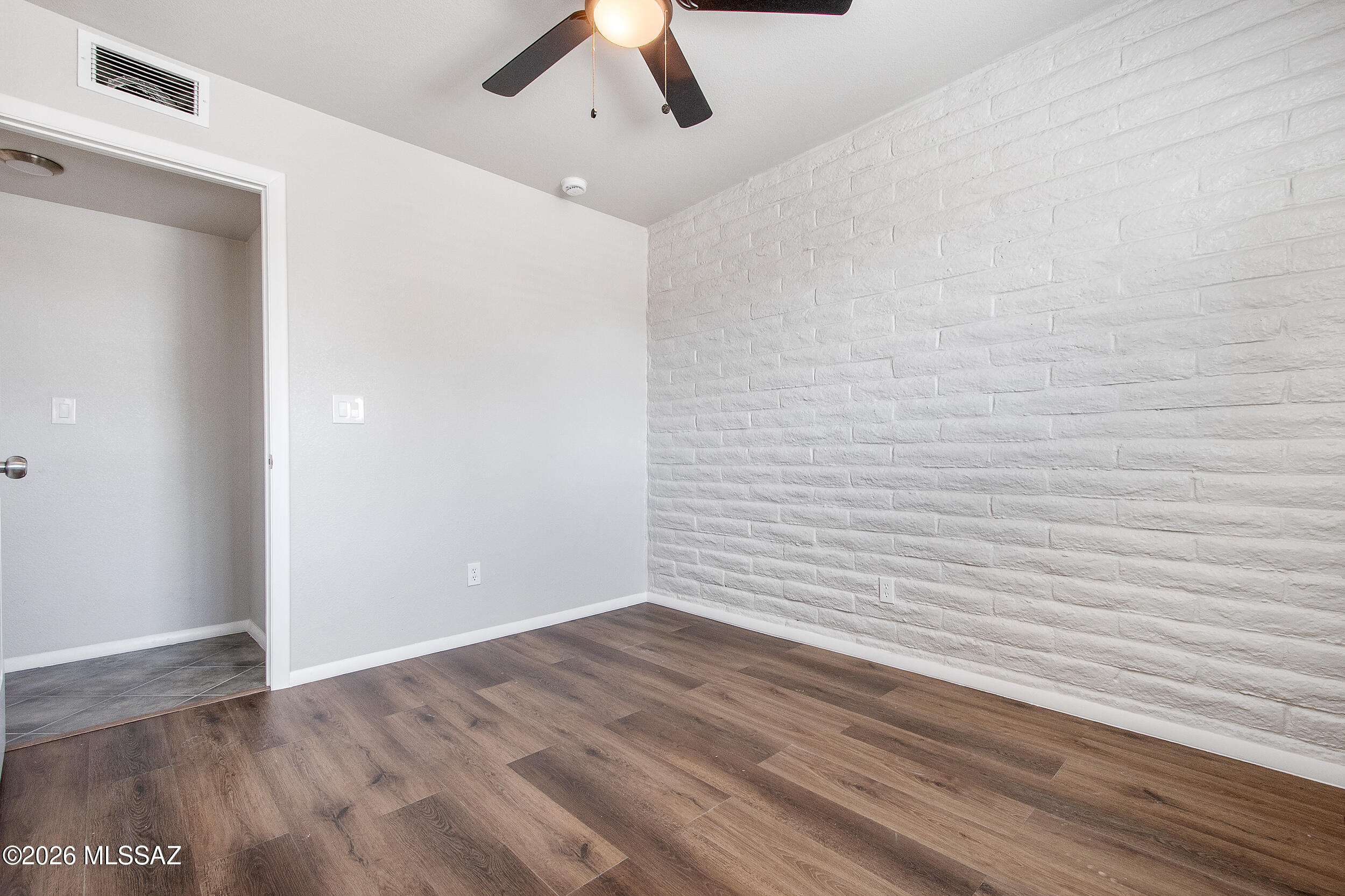 Pine Grove (171-383) - Residential