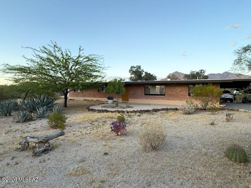 980 W Comobabi Drive