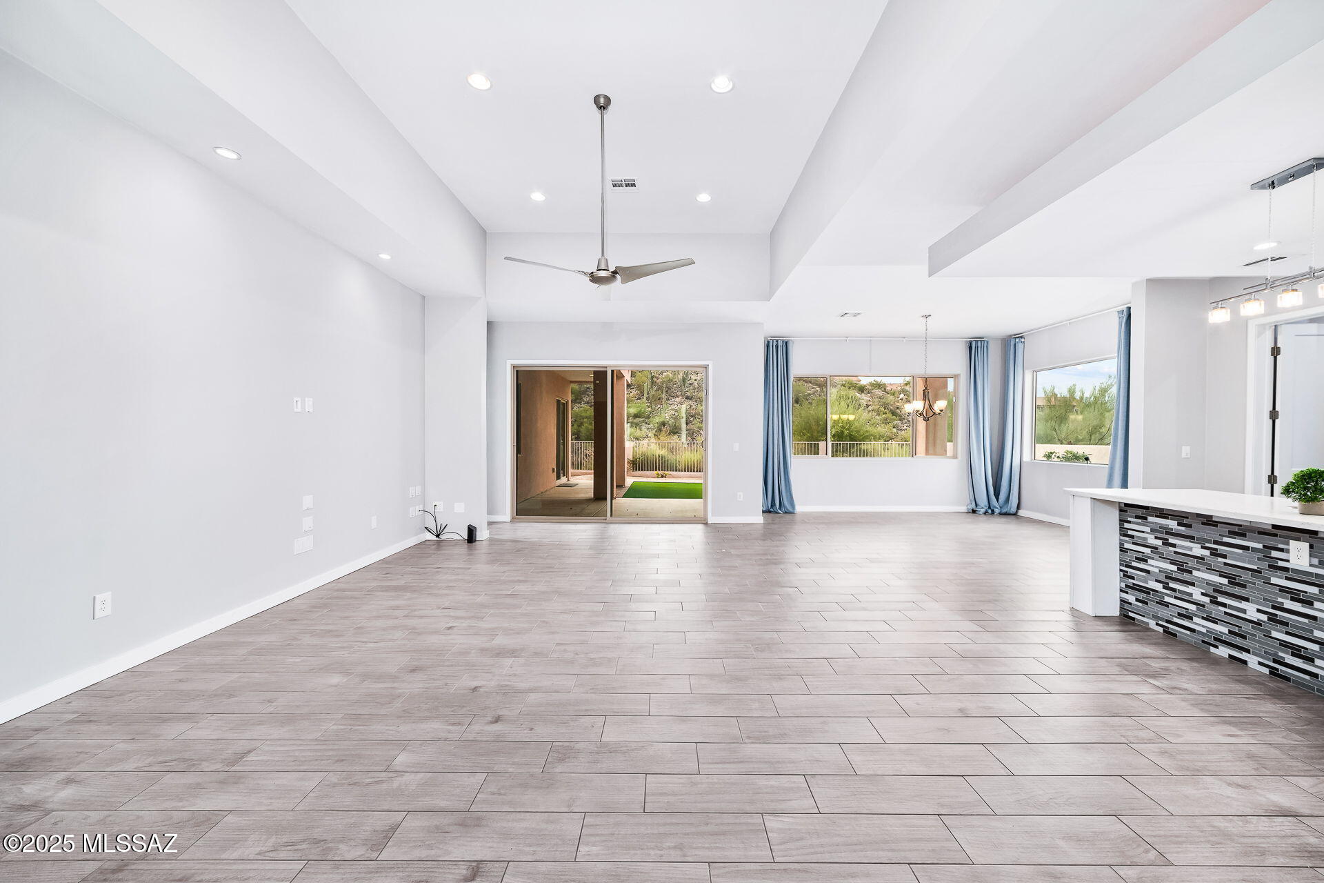 10053 N Alder Spring Drive