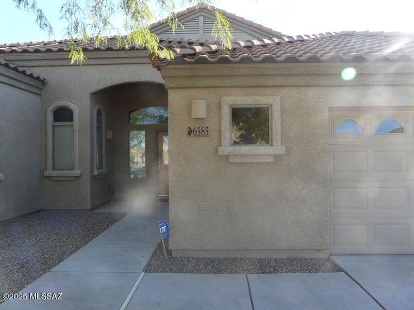 Empire Vista (1-153) - Residential Lease