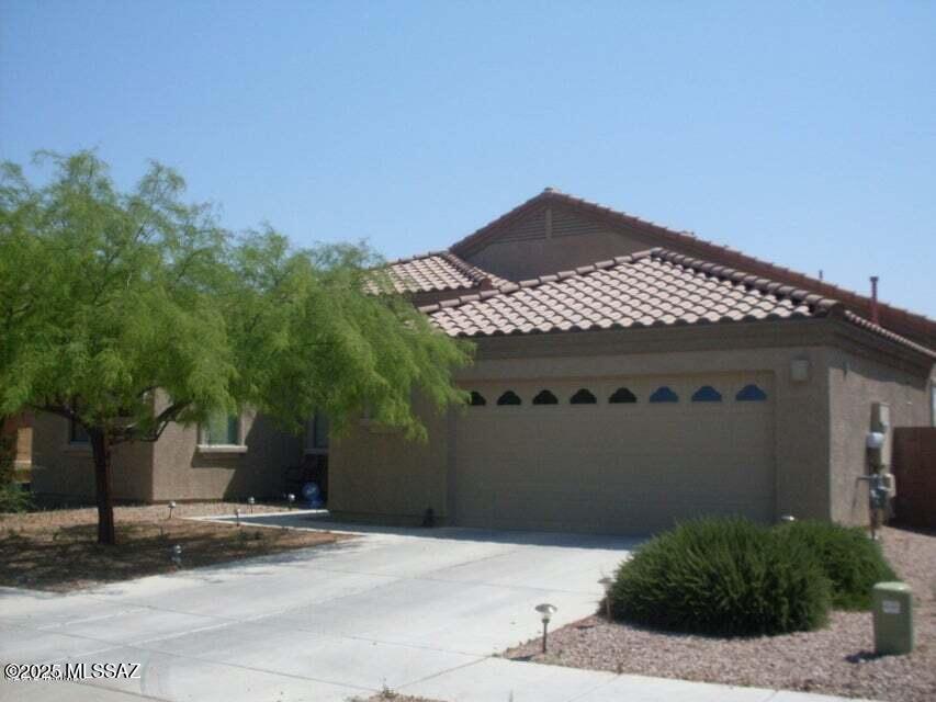 Empire Vista (1-153) - Residential Lease