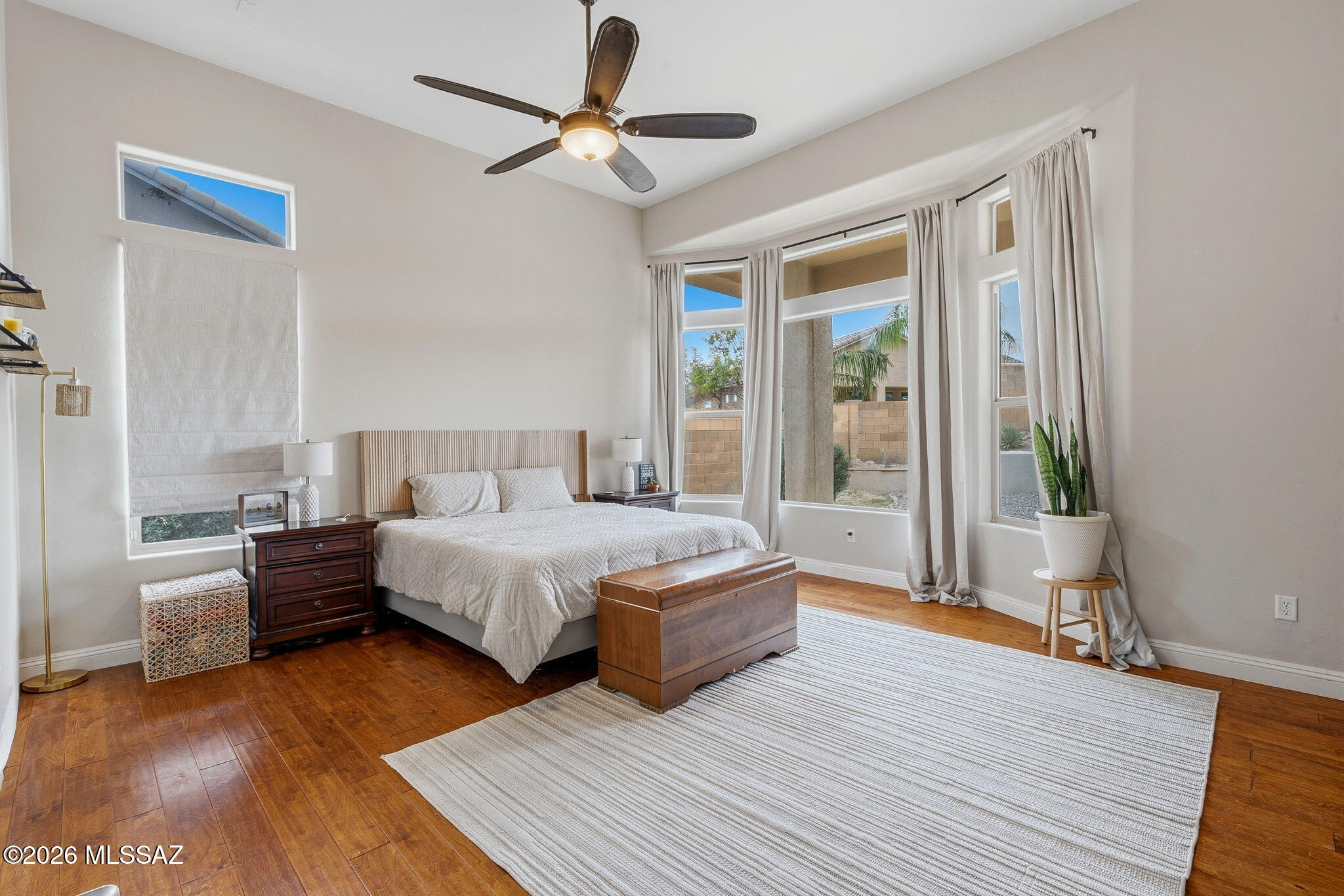 1220 W Calabria Court