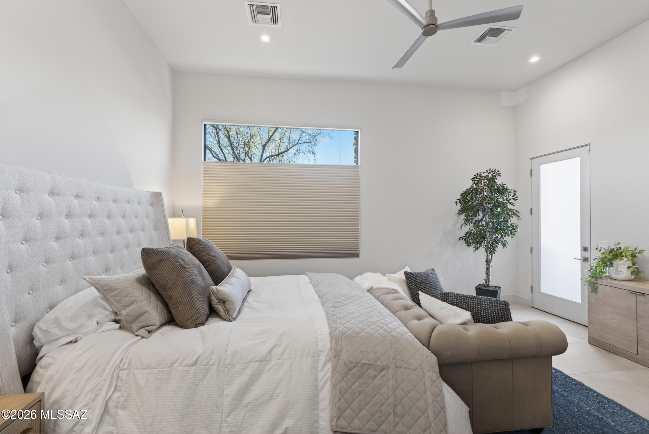 The Enclave At Stone Canyon V - Residential