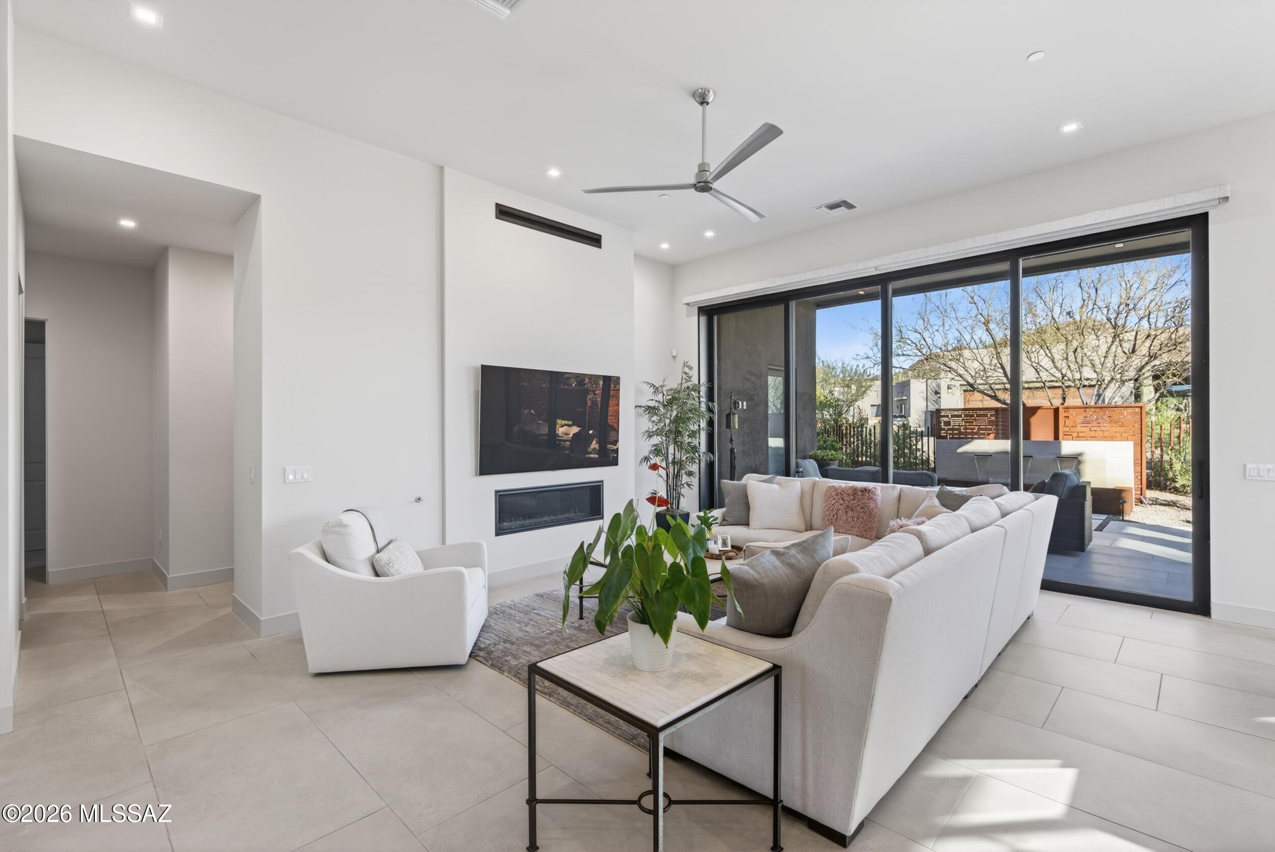 The Enclave At Stone Canyon V - Residential