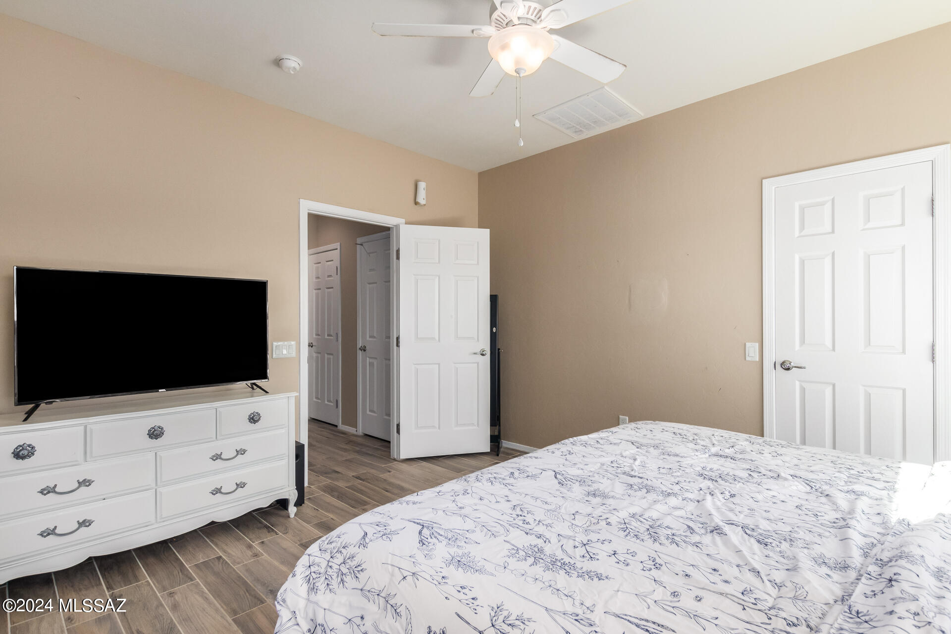 Red Rock Village 1 - Residential