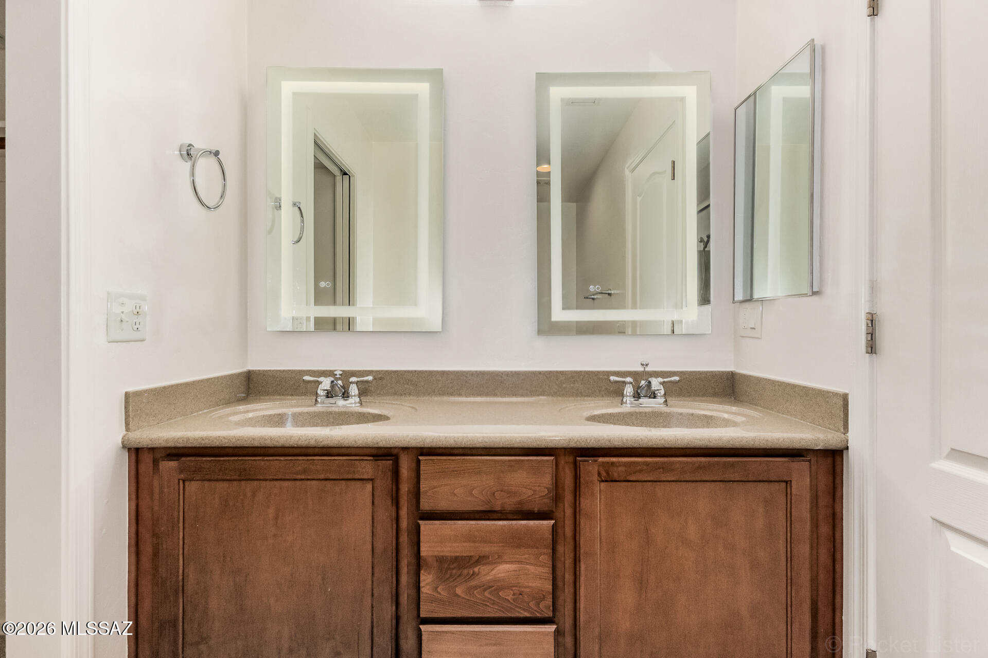 Allen Road Townhomes (1-18) - Residential