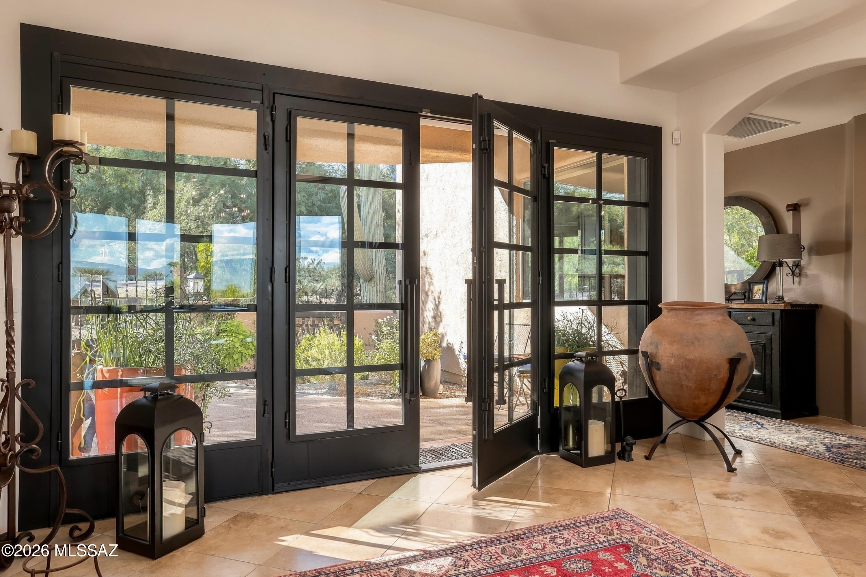 6578 N Paseo Tamayo