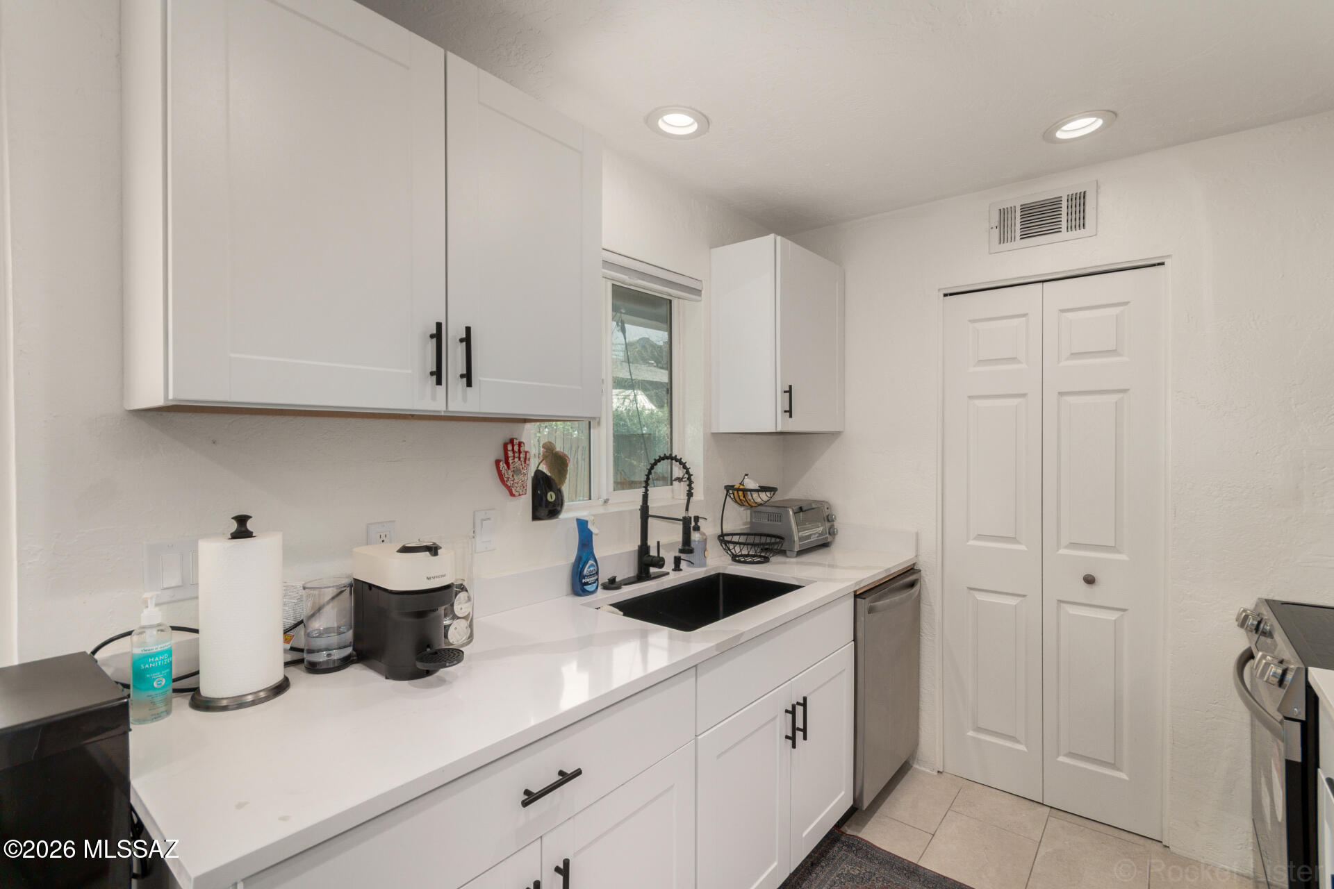 Bronx Park Addition - Residential Income