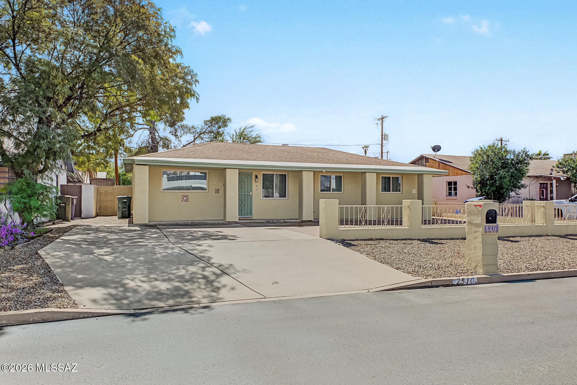2510 E Alta Vista Street
