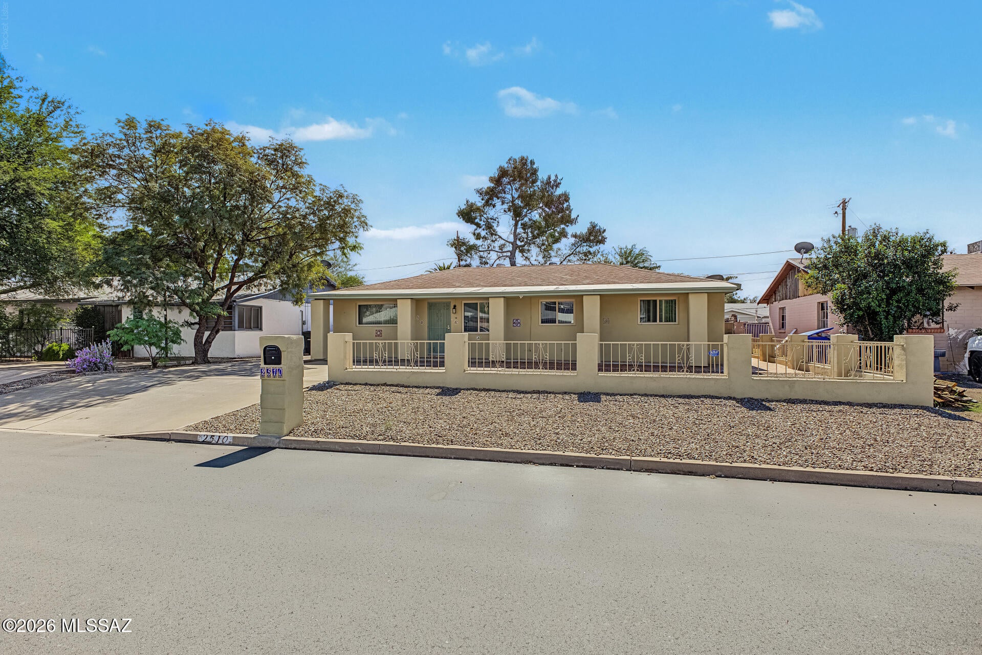 2510 E Alta Vista Street