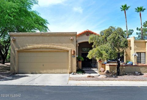 Photo of 781 E Camino Corrida, Oro Valley, AZ 85704 (MLS # 22608815)